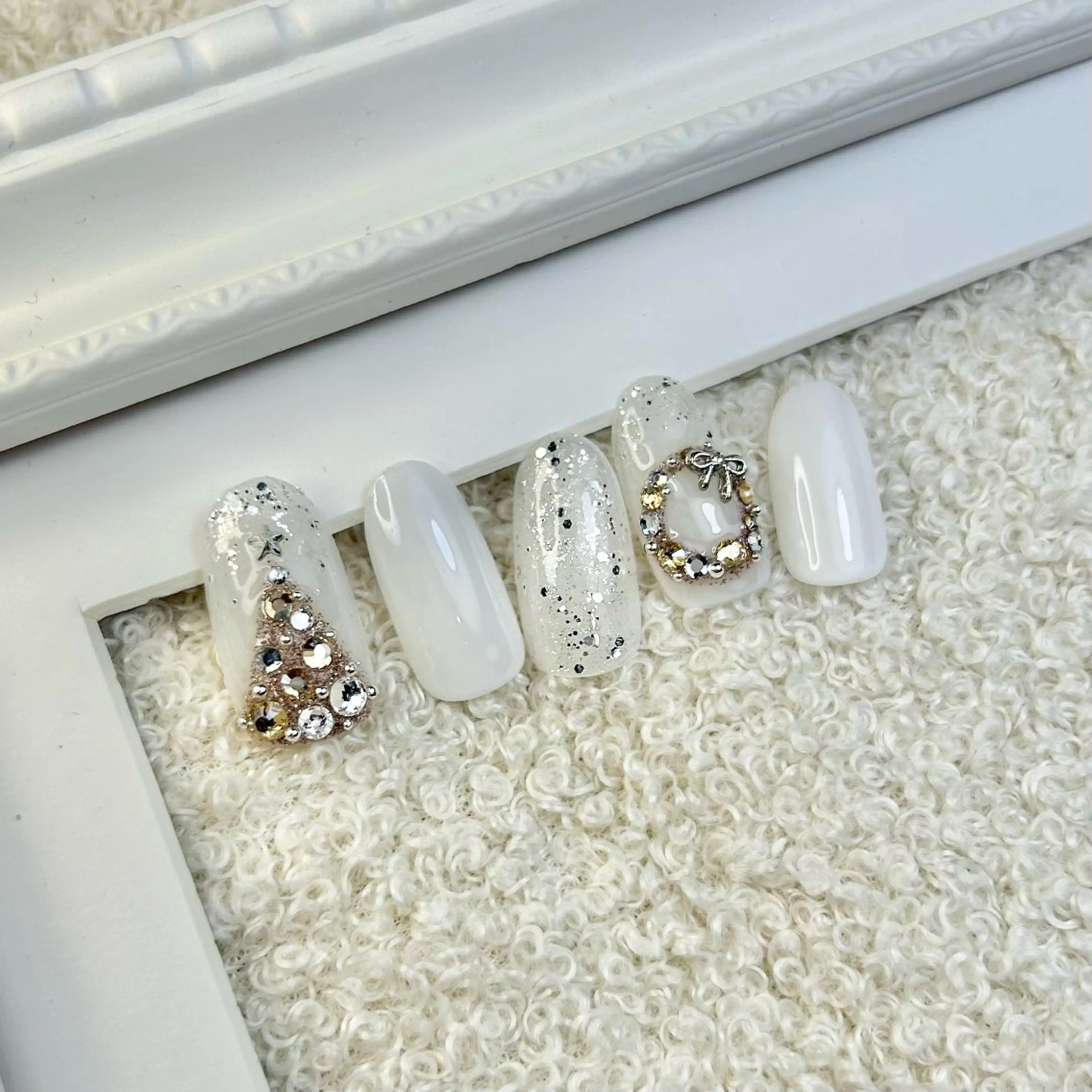 ネイル 冬ネイル クリスマス ハンドネイル Reflection marikoのネイルデザイン