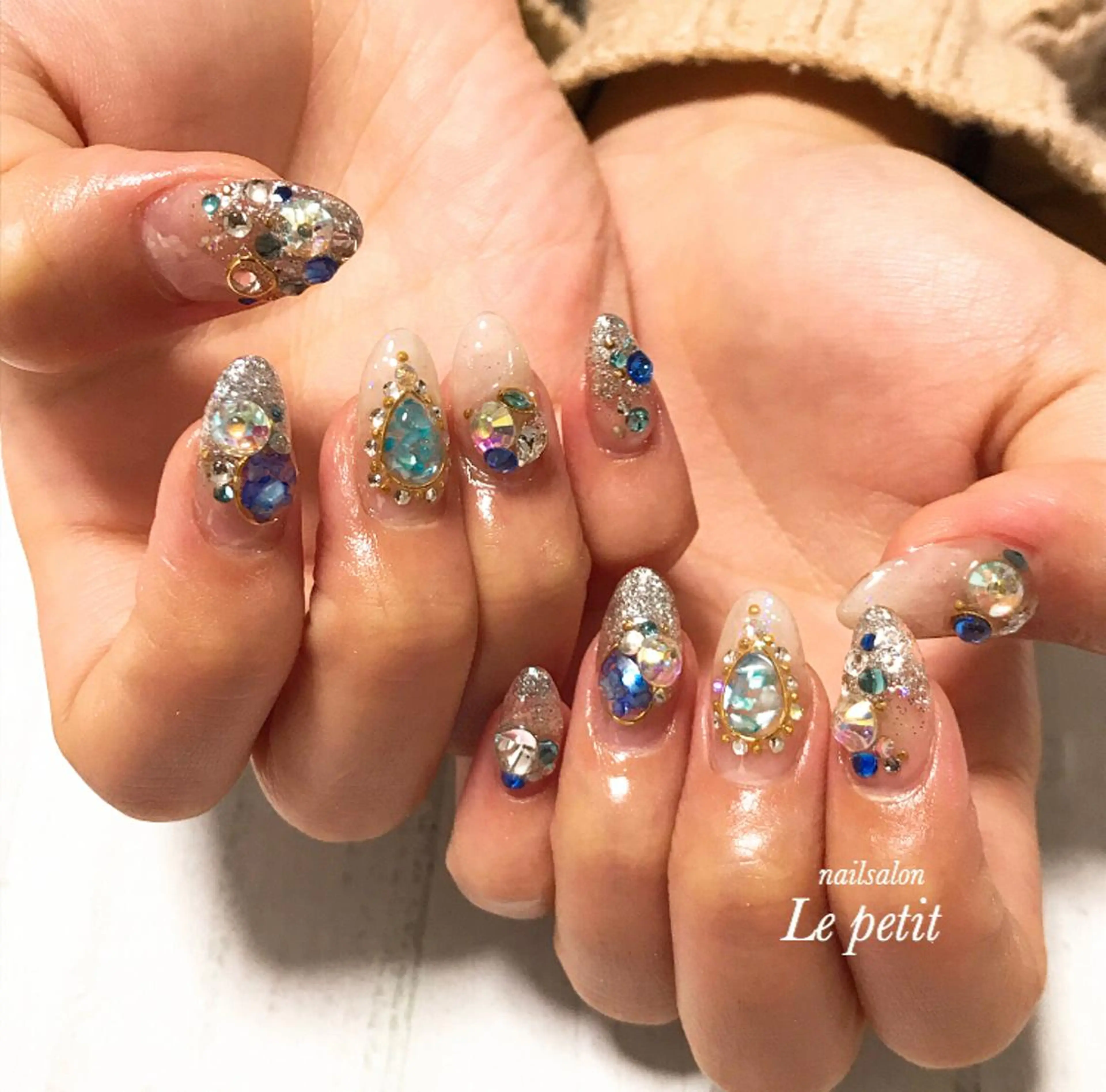 ネイル 石野 広佳のネイルデザイン