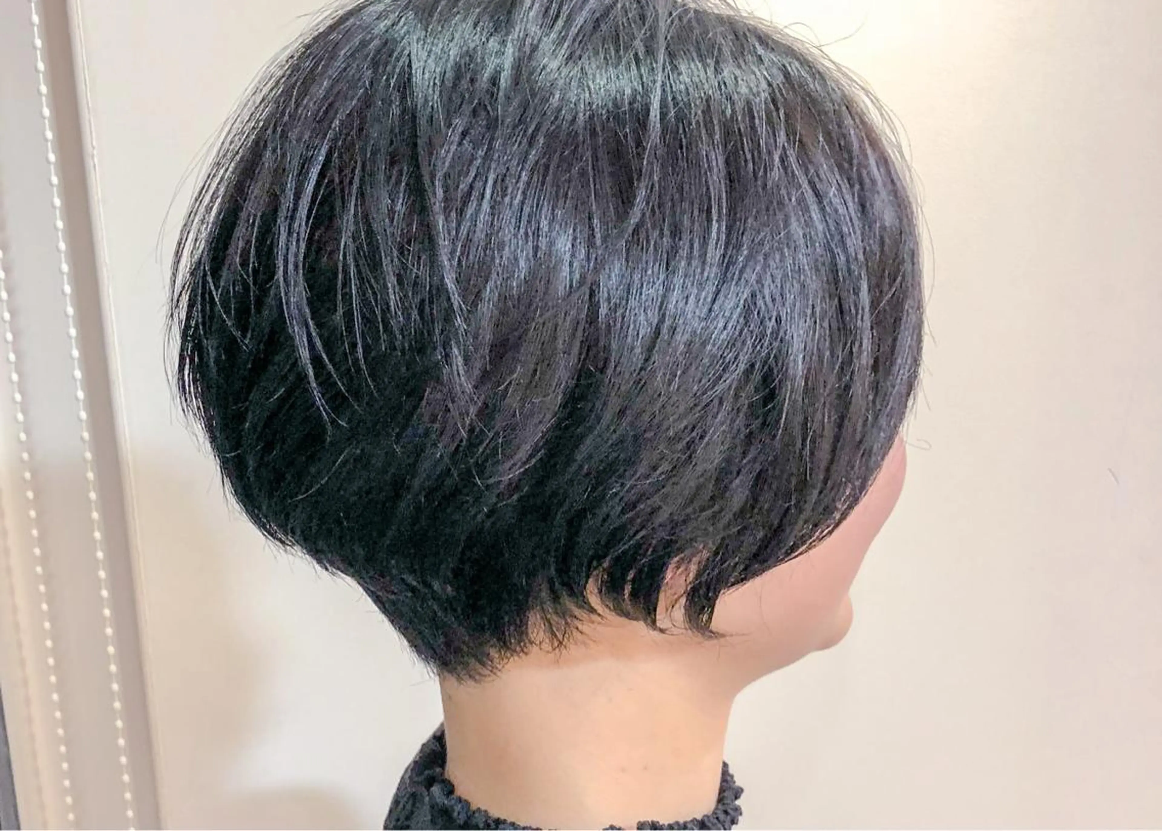 ショート カラー くびれヘア ショートヘア カット トリートメント 中山 天地のヘアスタイル