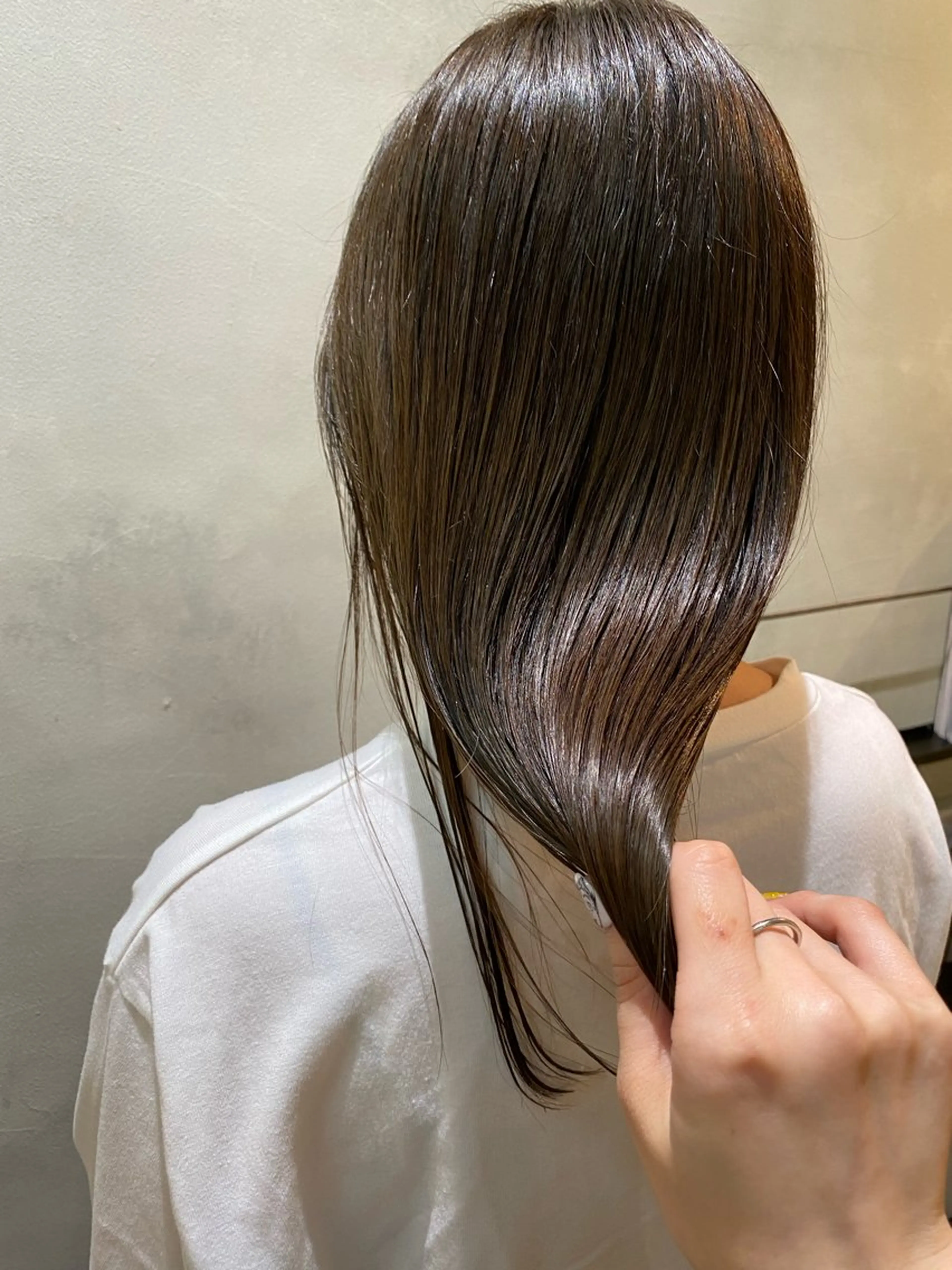 ミディアム トリートメント カット ヘアカラー トリートメント 髪質改善サロン 梅田/ヨナミネのヘアスタイル