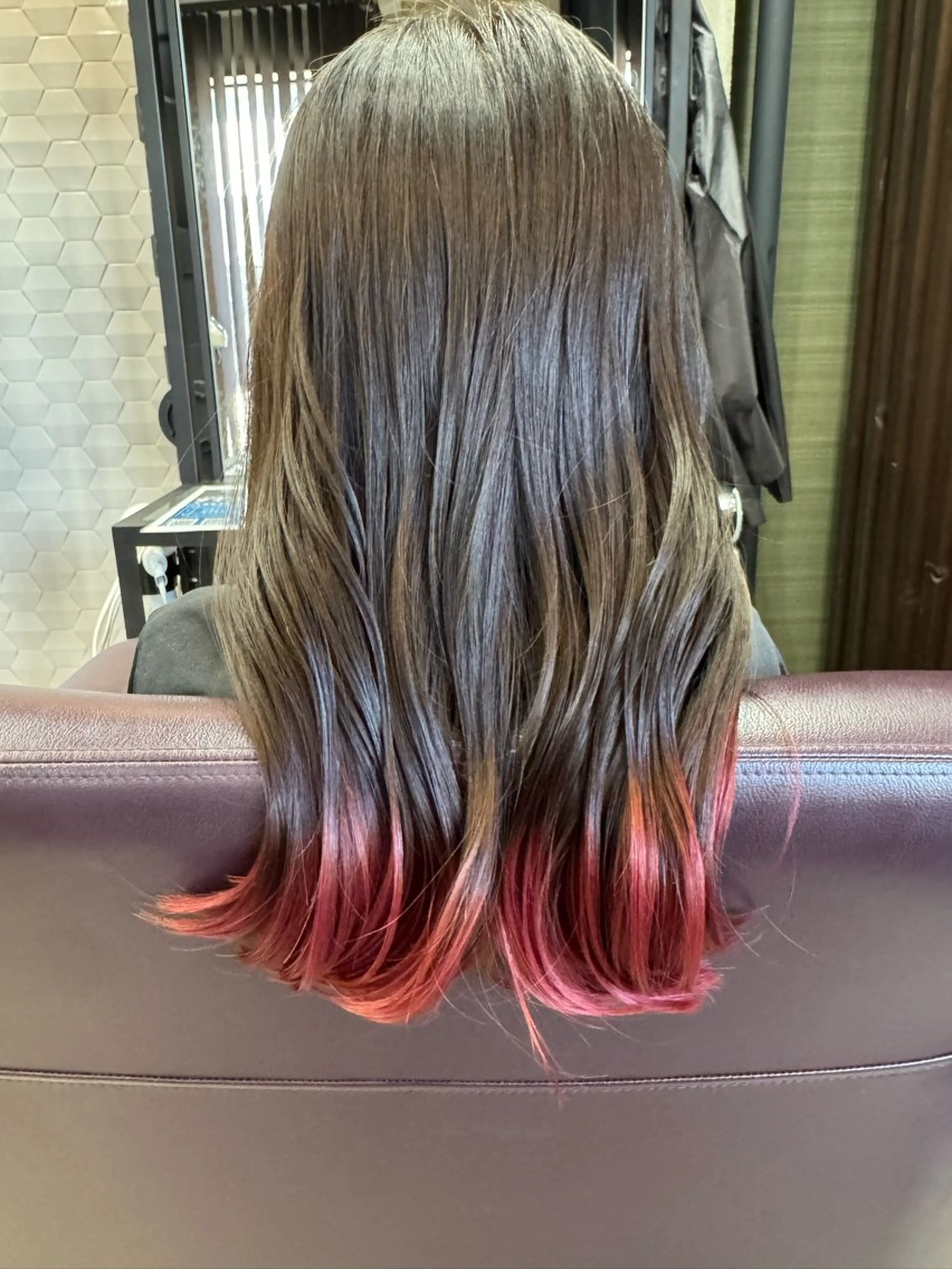 ロング カラー ヘアカラー 東 公桂のヘアスタイル