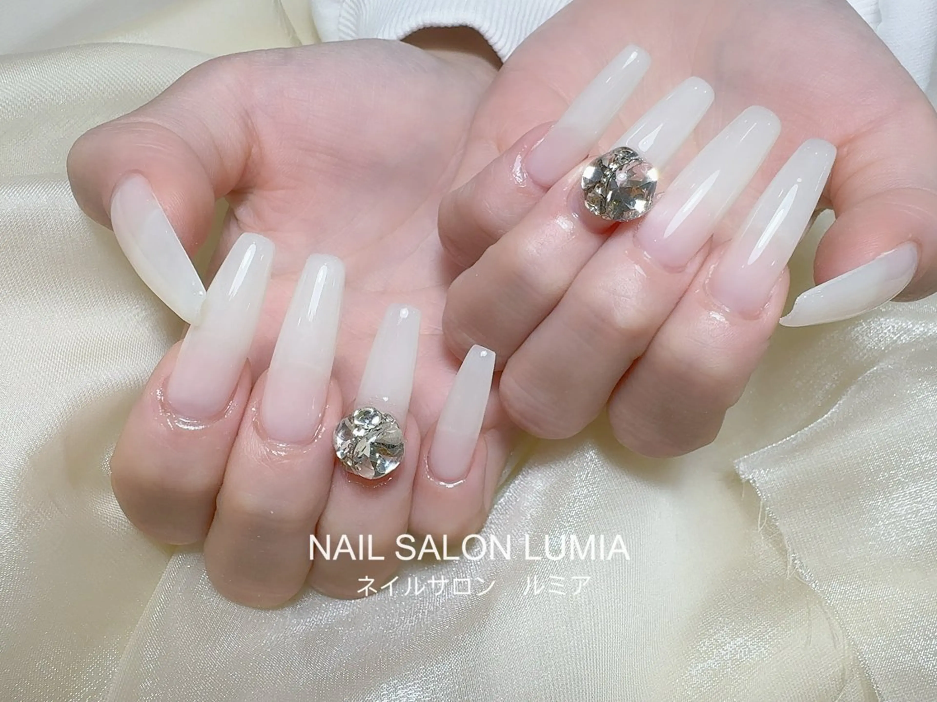 ネイル ハンドネイル ネイルサロン ルミア Lumia 店長のネイルデザイン