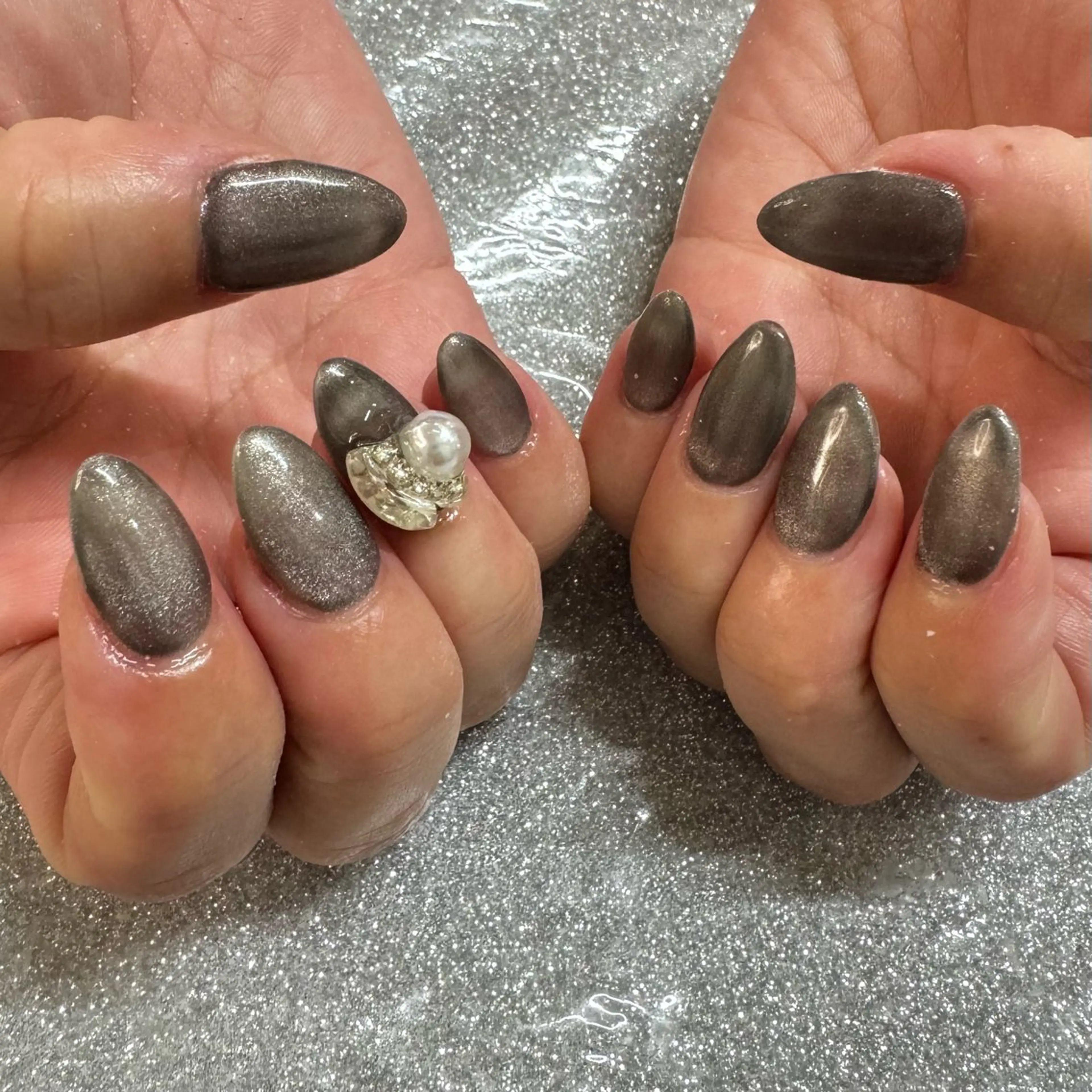 ネイル ハンドネイル VIERU 🌈🎀💖のネイルデザイン