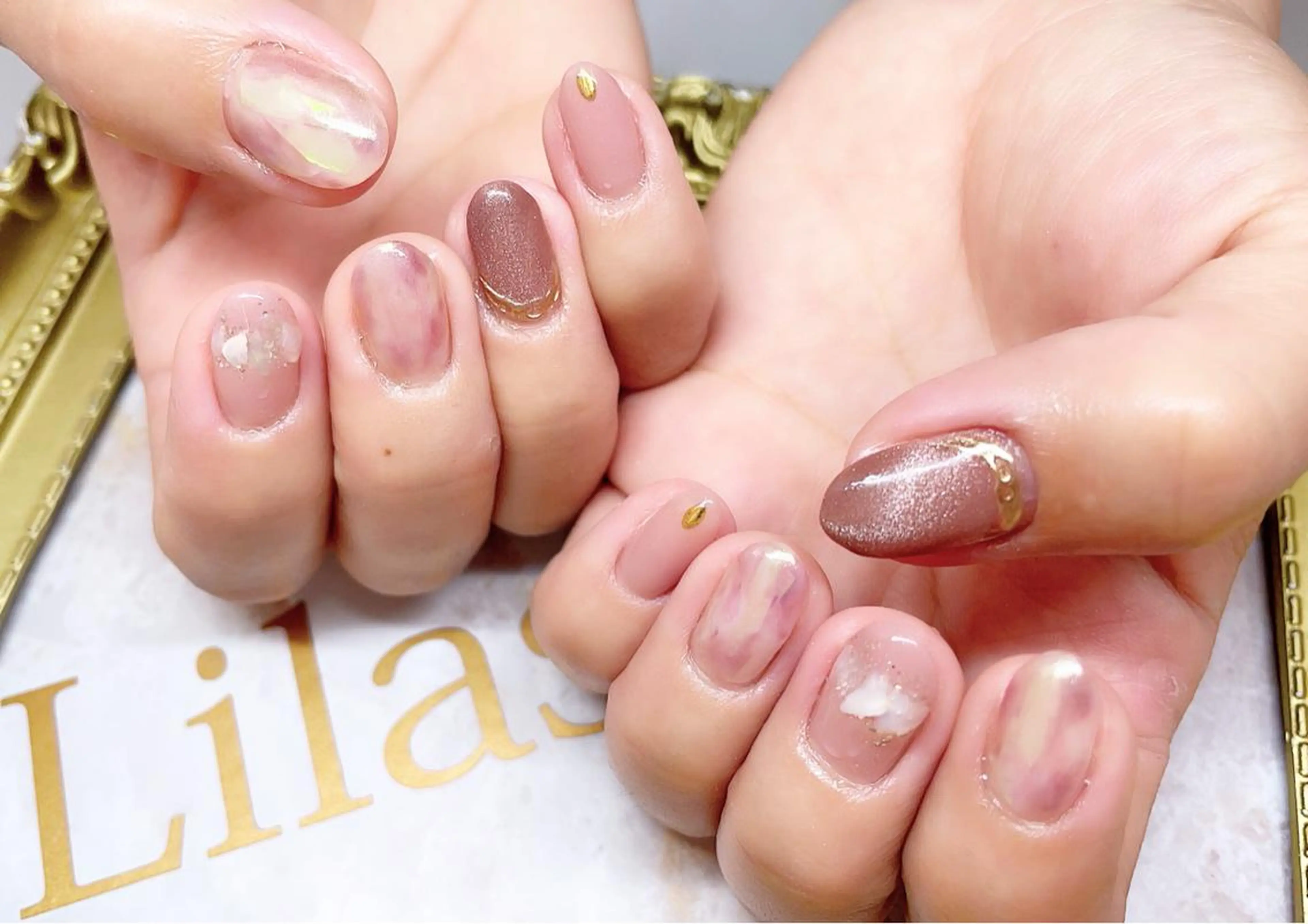 ネイル オーロラネイル ジェルネイル ハードジェル ロングネイル マグネットネイル Lilas Nailのネイルデザイン