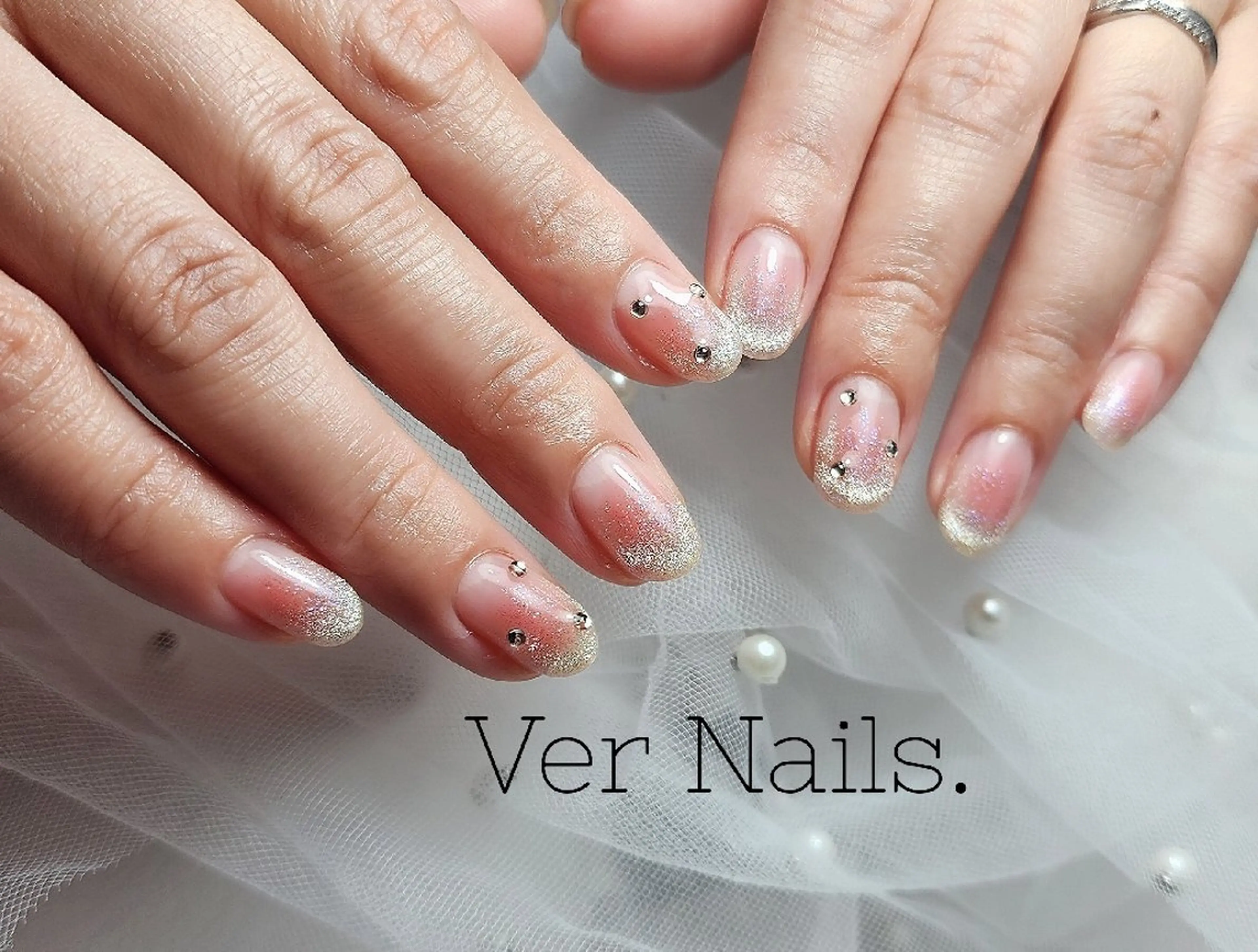 ネイル チークネイル フレンチネイル マグネットネイル マグネットフレンチ ハンドネイル Ver  Nails.のその他イメージ