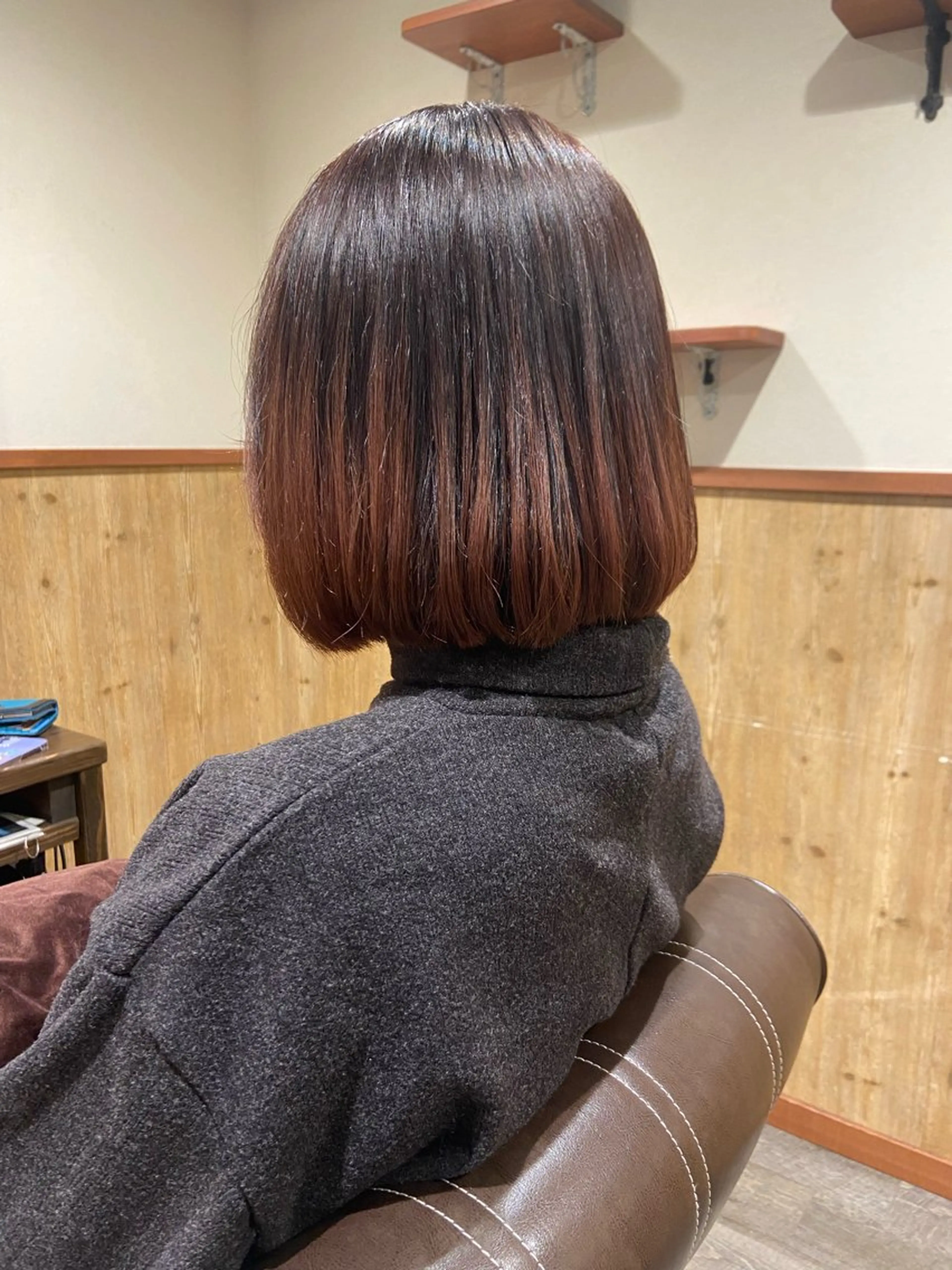 ミディアム カラー 脇坂 歩夢のヘアスタイル
