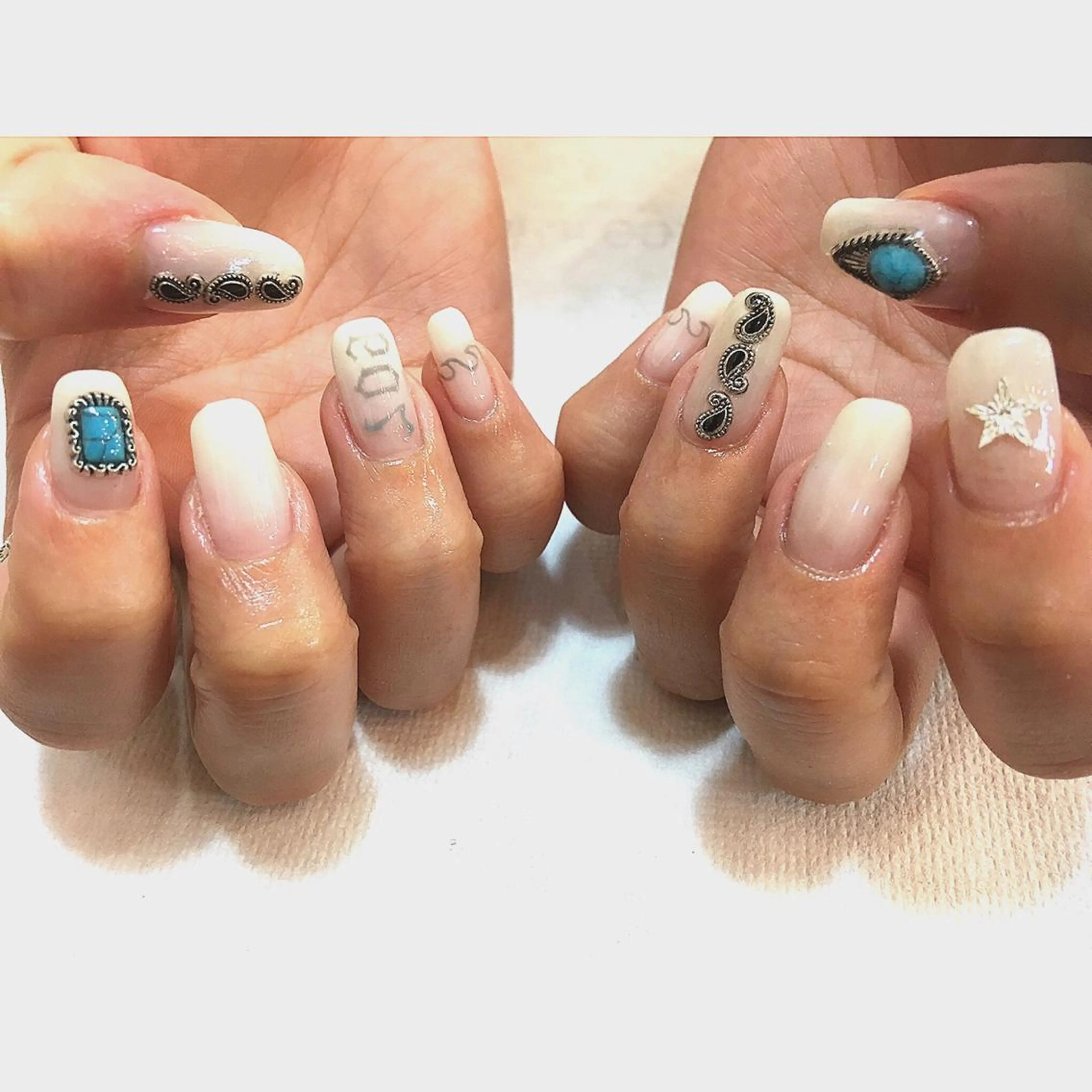 ネイル 山田 真里のネイルデザイン