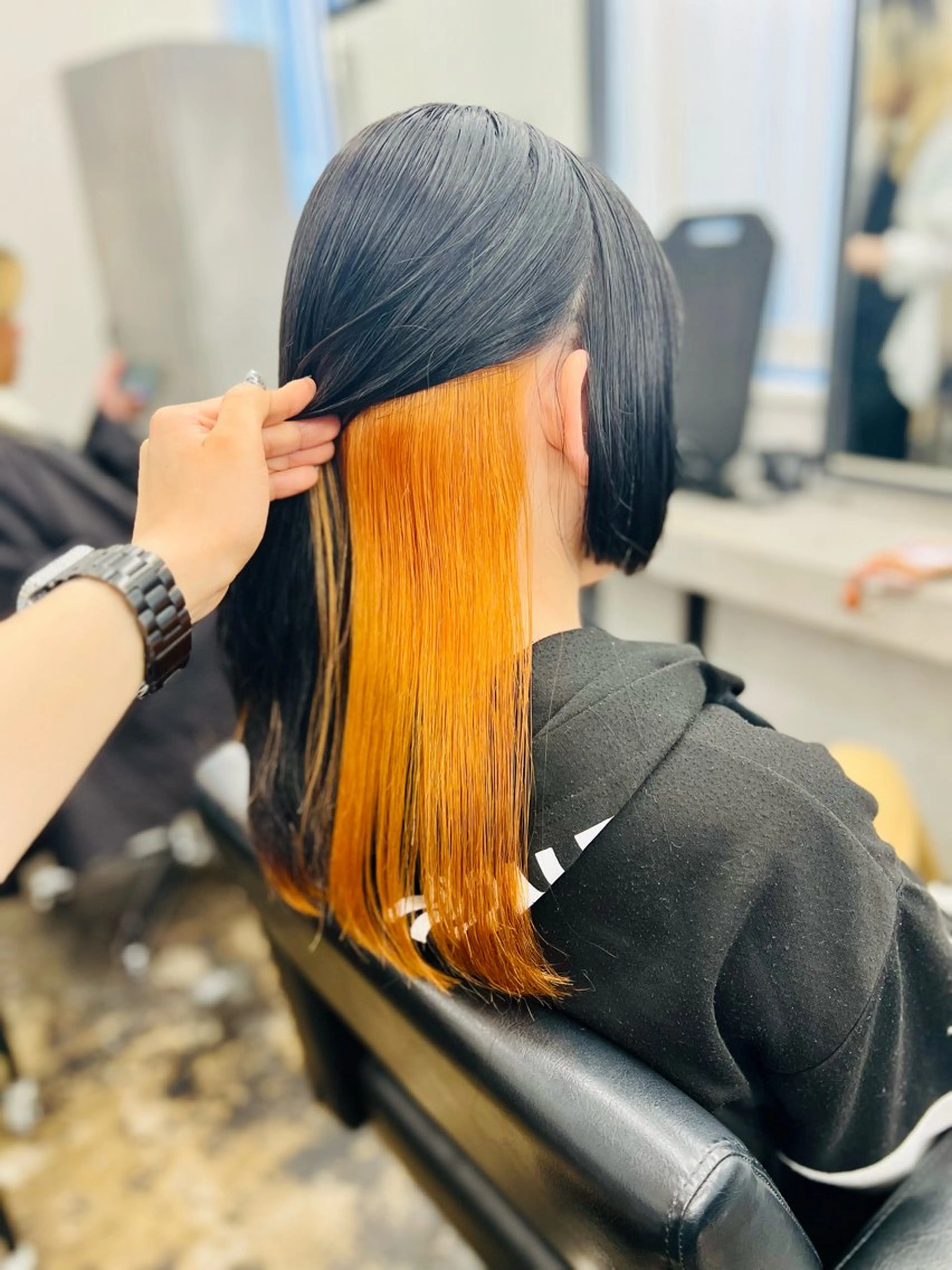 ロング カラー オレンジ カット ヘアカラー ADLLA.アドラ所属・透明感カラー特化🫧 ADLLA.栗原🦋のヘアスタイル