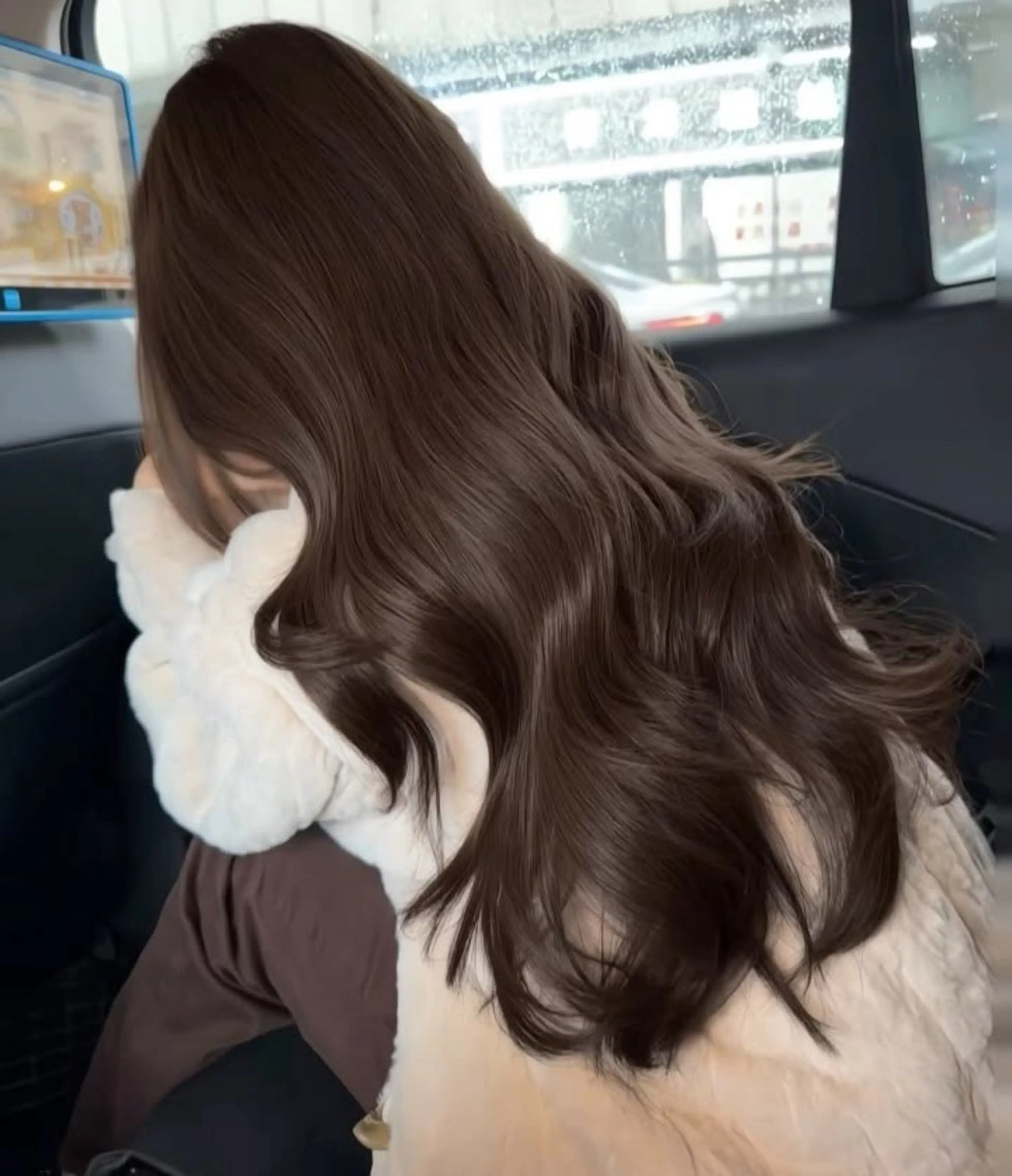 カラー 木村 心優のヘアスタイル