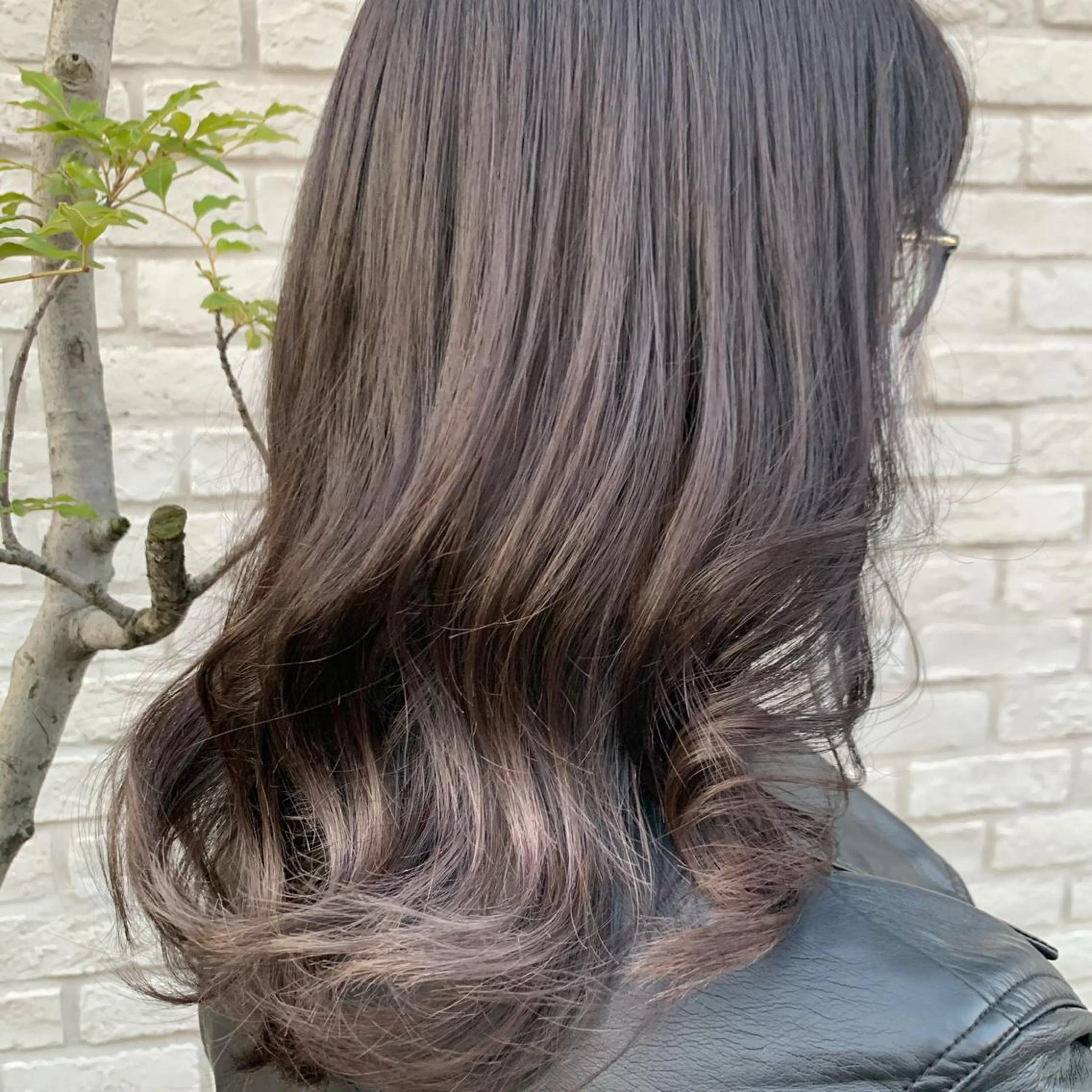 カラー ヤマダ サクラのヘアスタイル