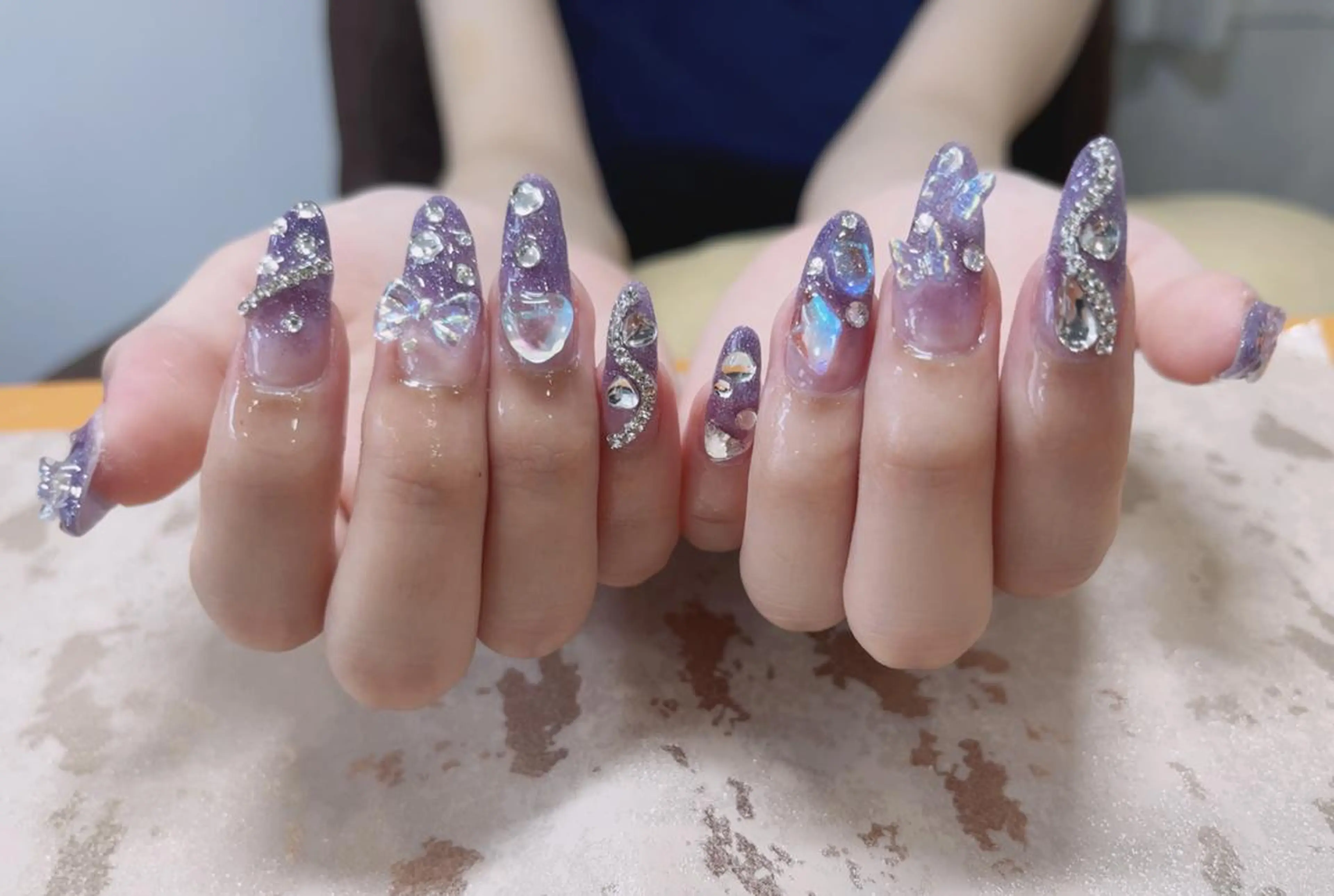 ネイル AB マツエクネイルサロンのネイルデザイン