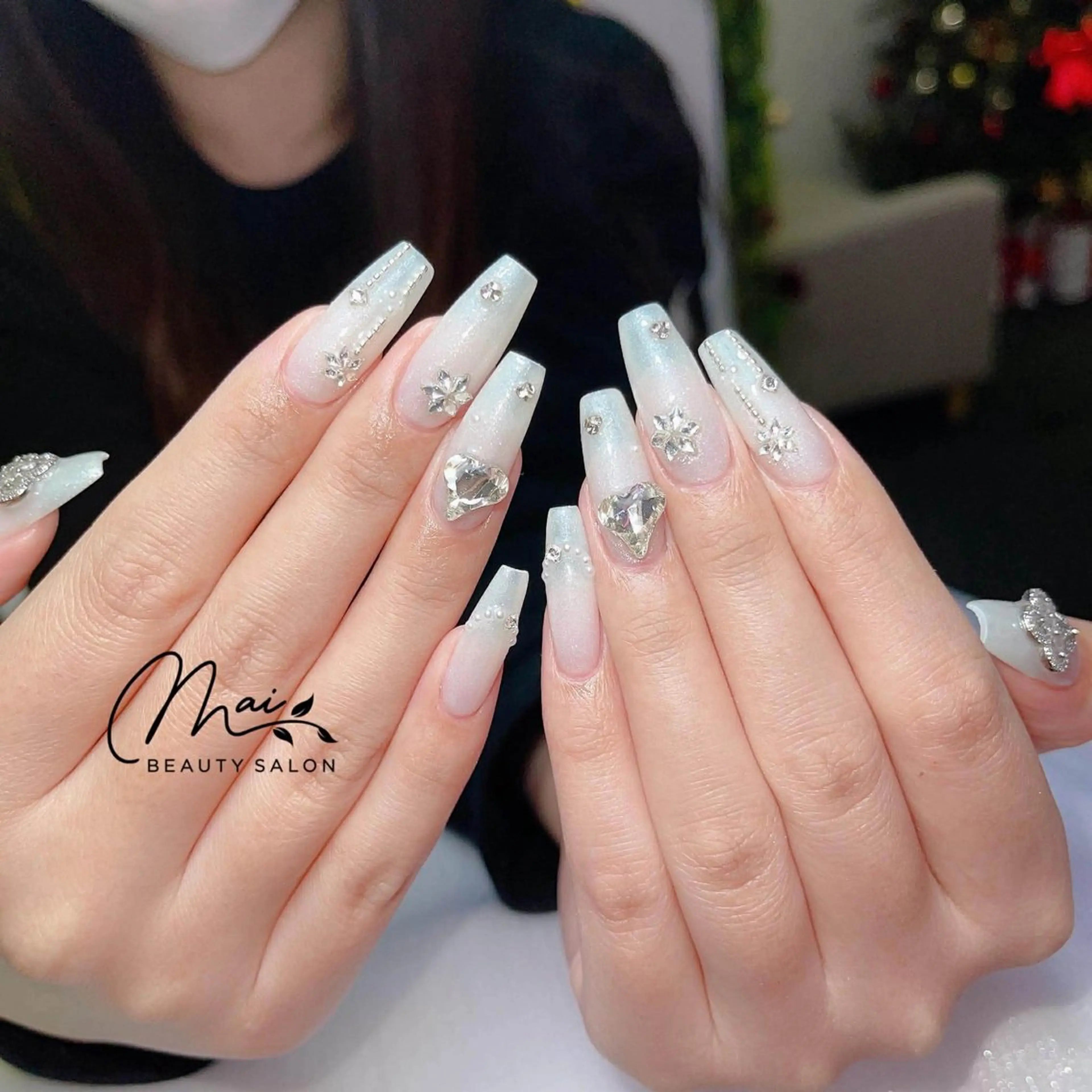 ネイル アニマル柄 ボルドー ブラウン チークネイル ドット ハンドネイル MaiBeauty HaNaのネイルデザイン