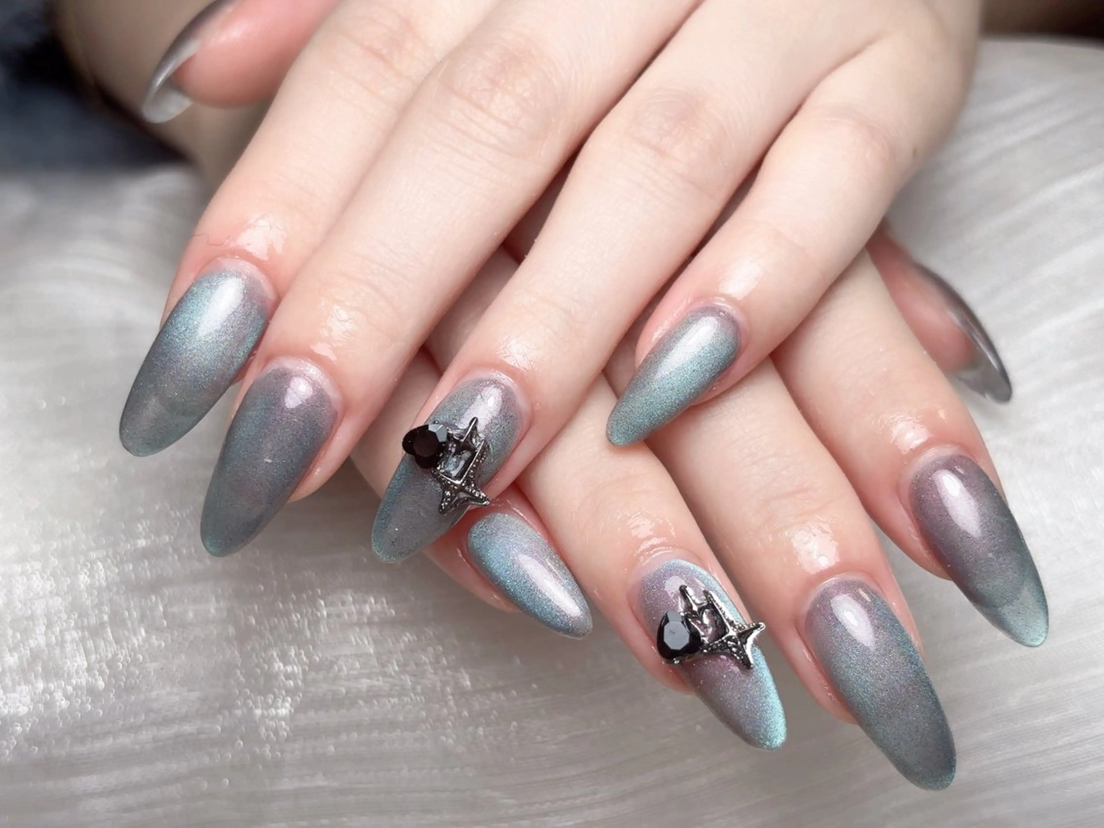 ネイル 里奈 Nailのネイルデザイン