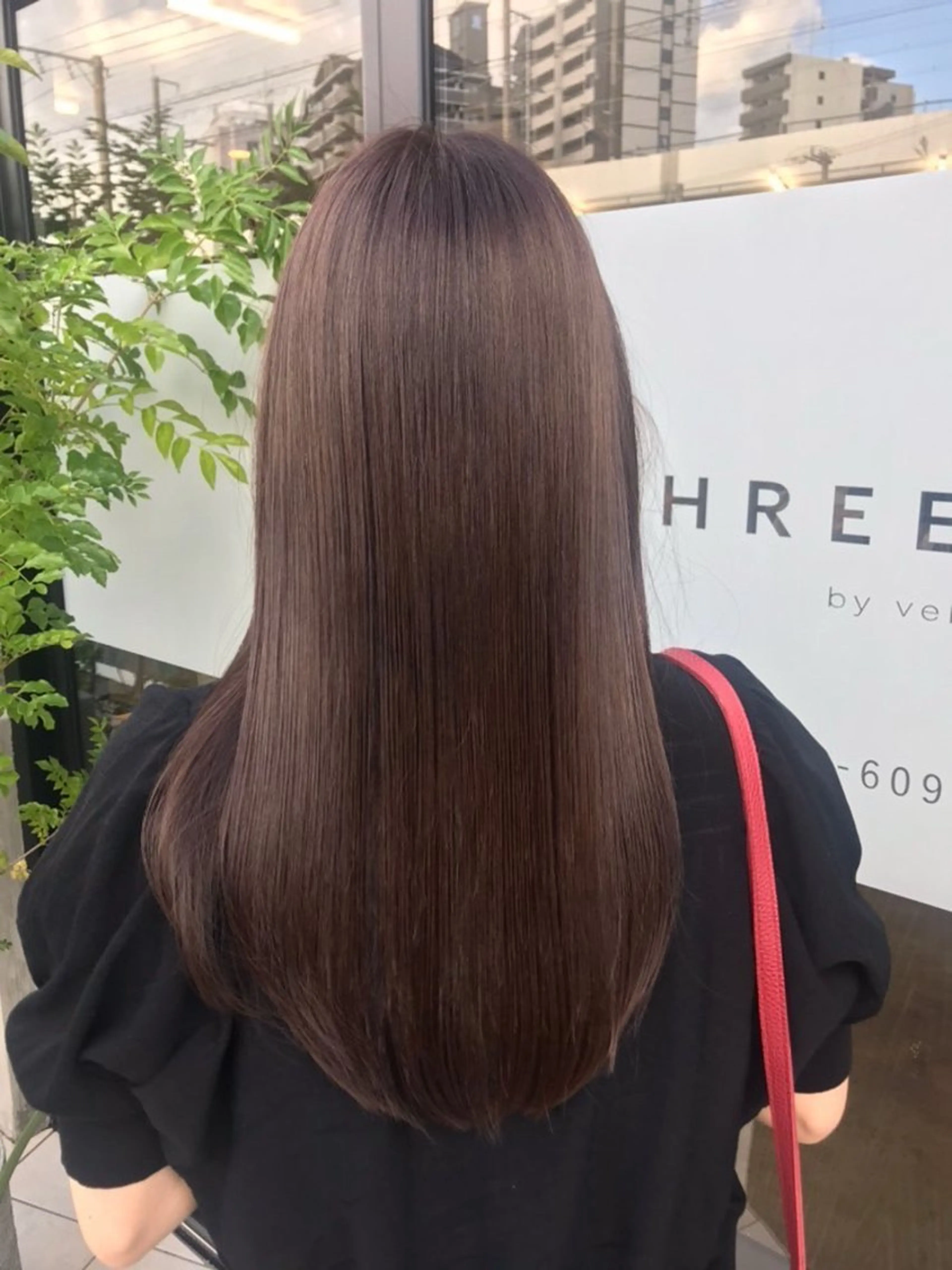 ロング カット 縮毛矯正 【髪質改善】 【酸性ストレート】のヘアスタイル