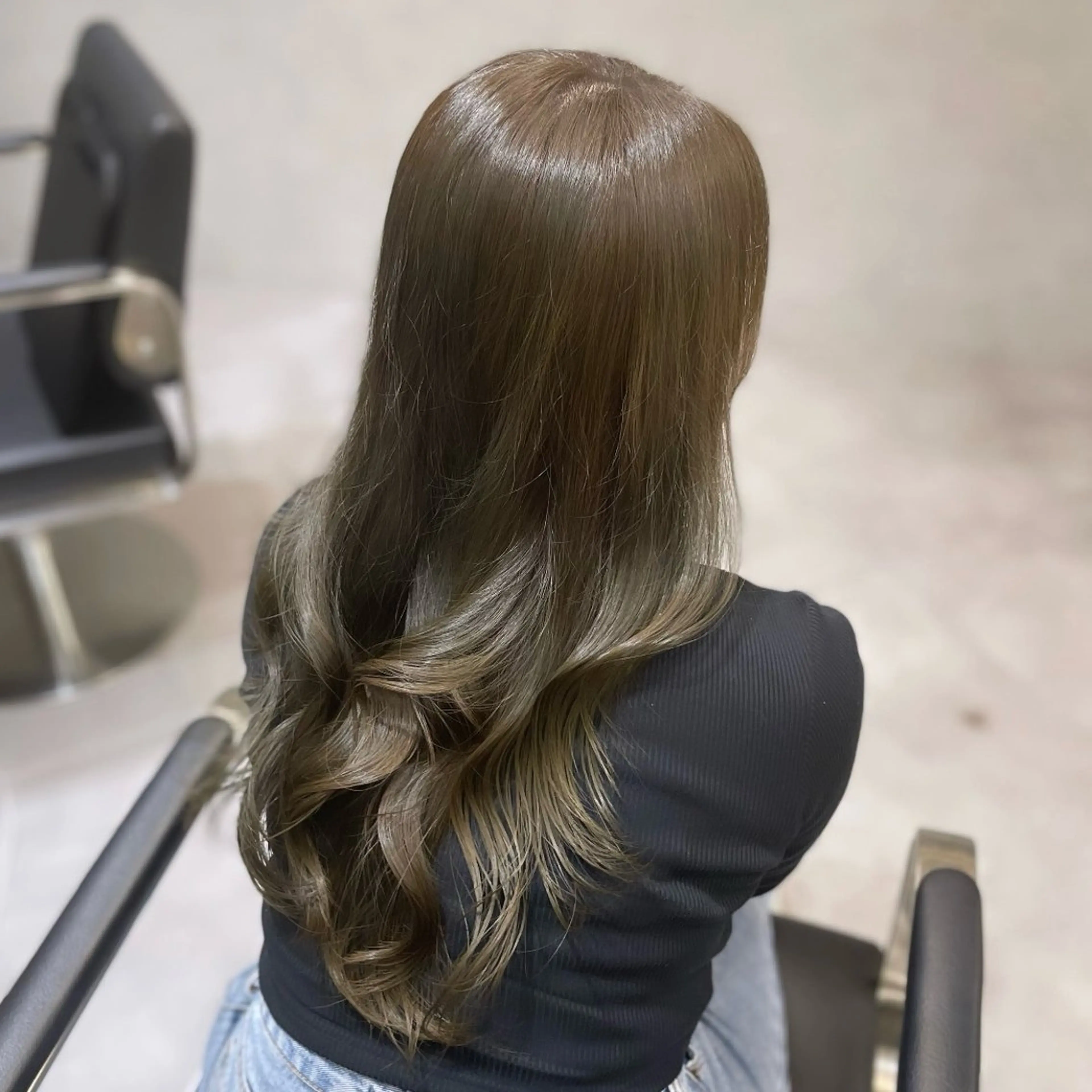 ロング カラー 透明感カラー グレージュ オリーブグレージュ オリーブグレー レイヤーカット カット ヘアカラー Rui/透明感カラー 暖色/レイヤーカットのヘアスタイル