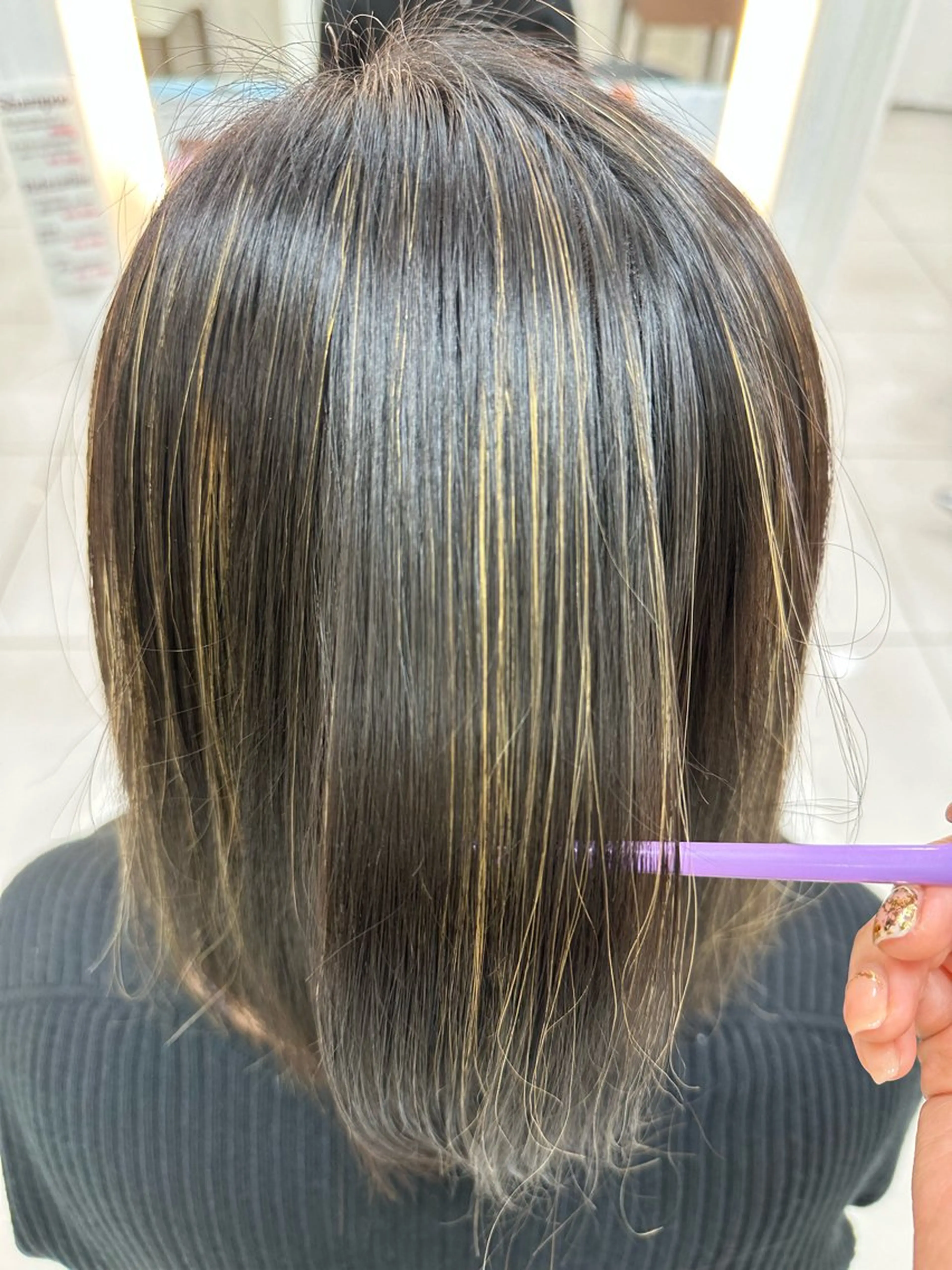 パーマ 伊佐 愛のヘアスタイル