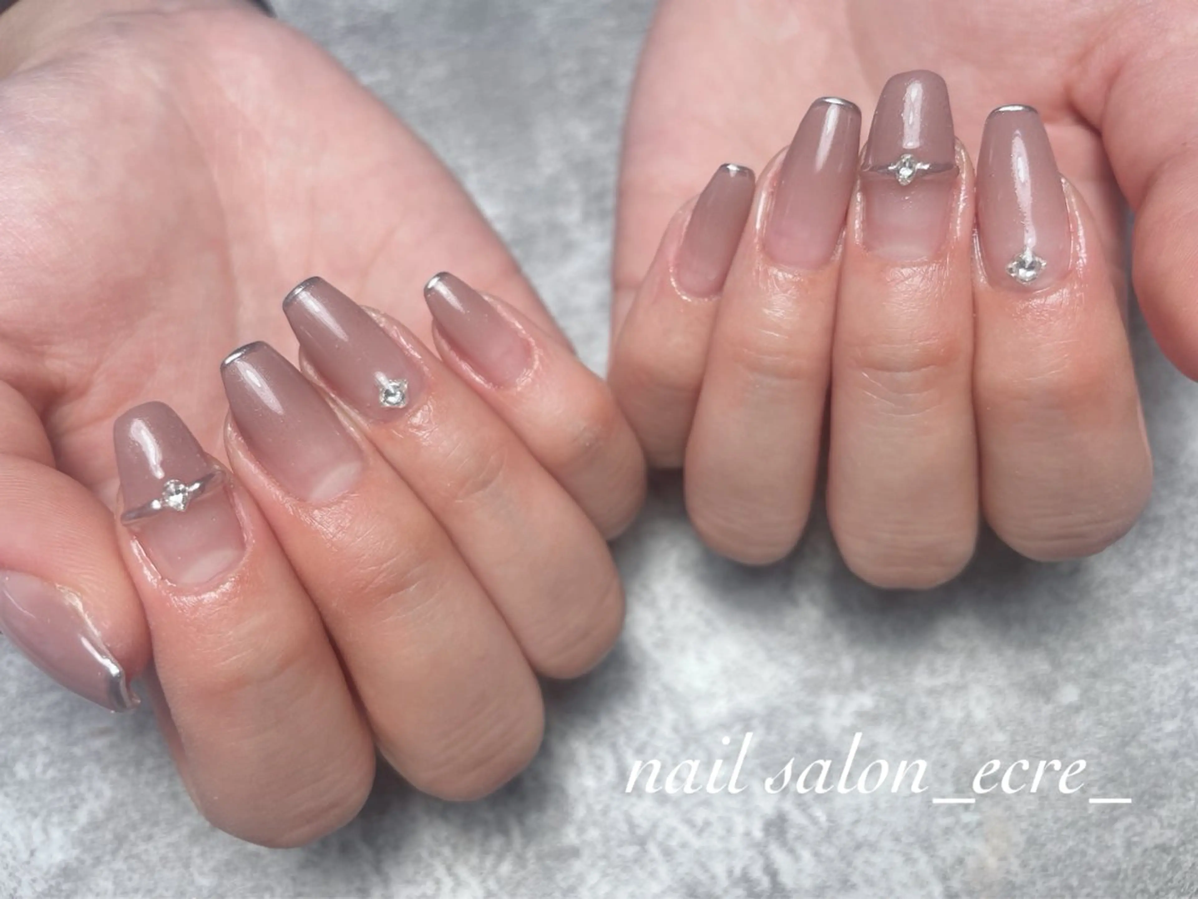 ネイル グラデーション ミラーネイル nail salon _ecre_のネイルデザイン