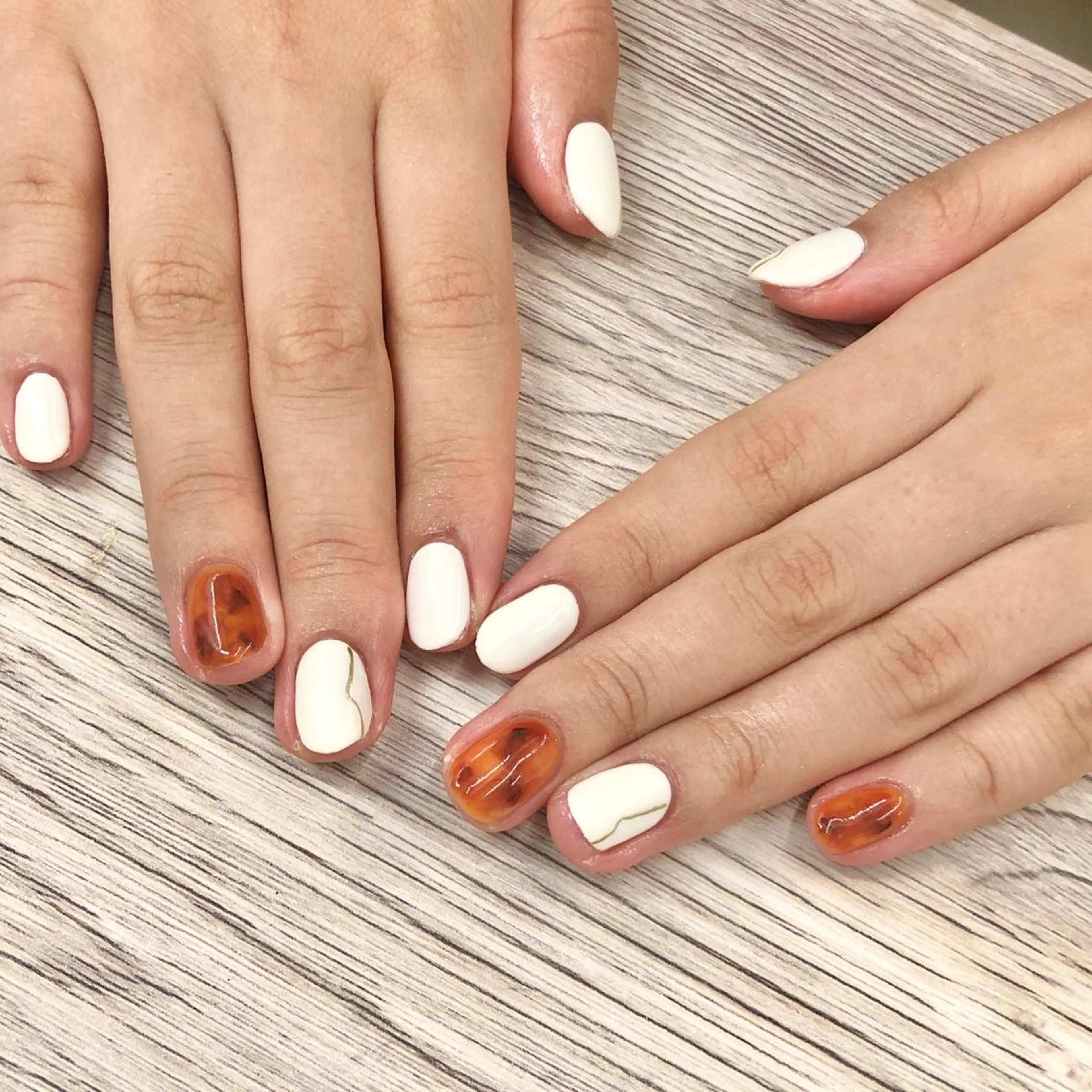 ネイル べっ甲ネイル 🎀AYAKO 🎀中韓ネイルのネイルデザイン