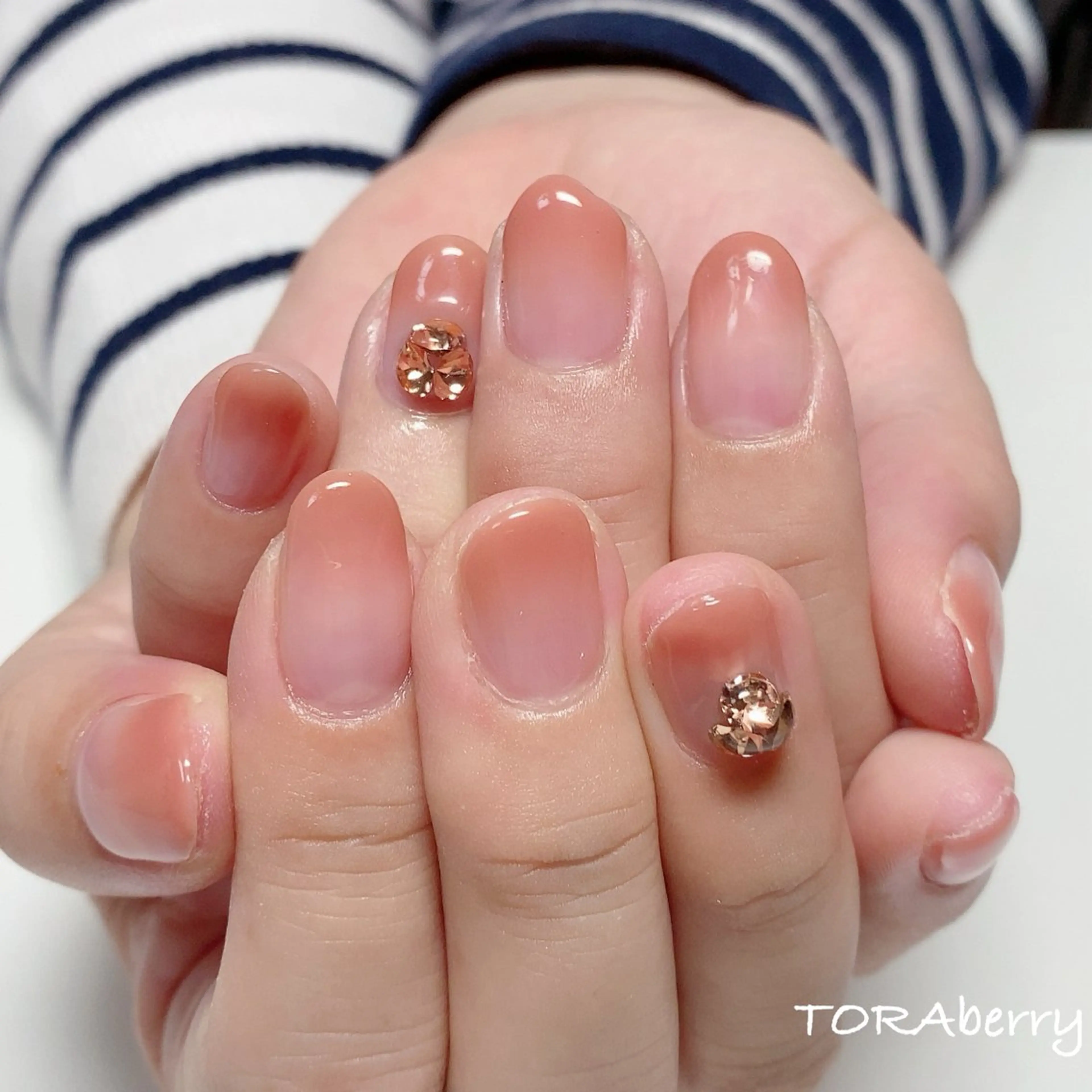 ネイル ハンドネイル ネイリスト なつみのネイルデザイン