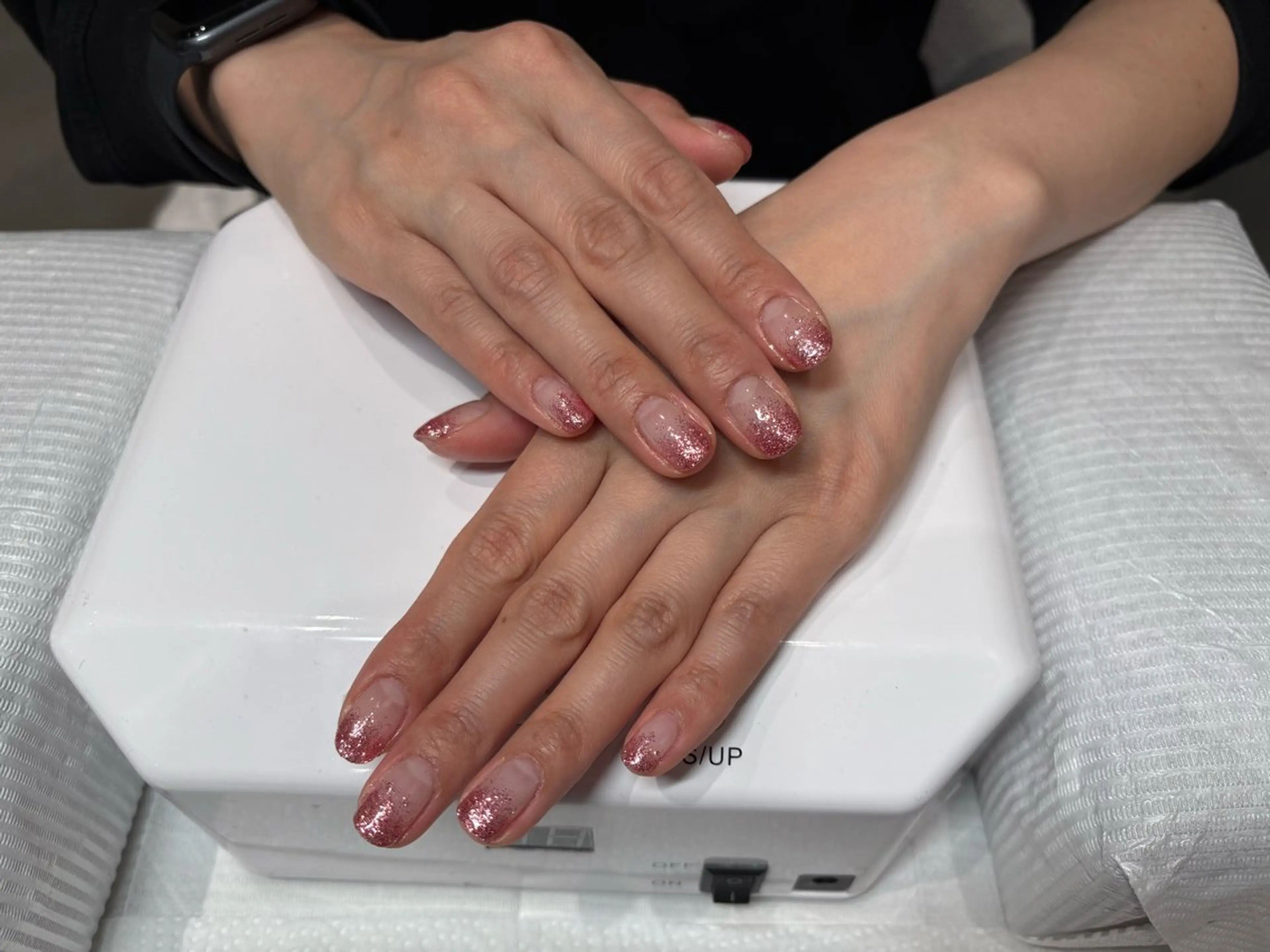 ネイル グラデーション ラメ(グリッター) ラメグラデーション ピンク Miura.H 🦋🫧のネイルデザイン
