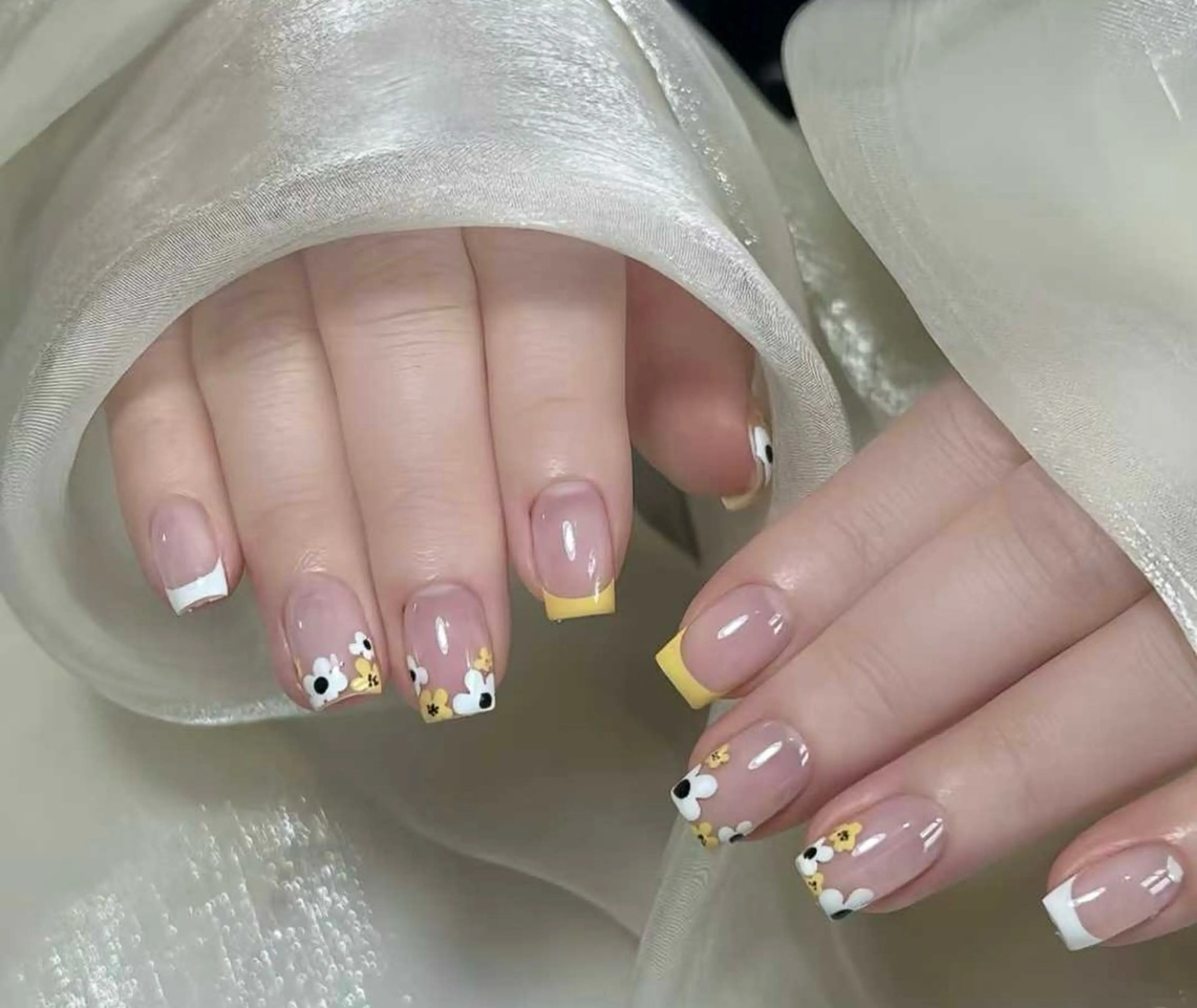 ネイル BIN nailのネイルデザイン