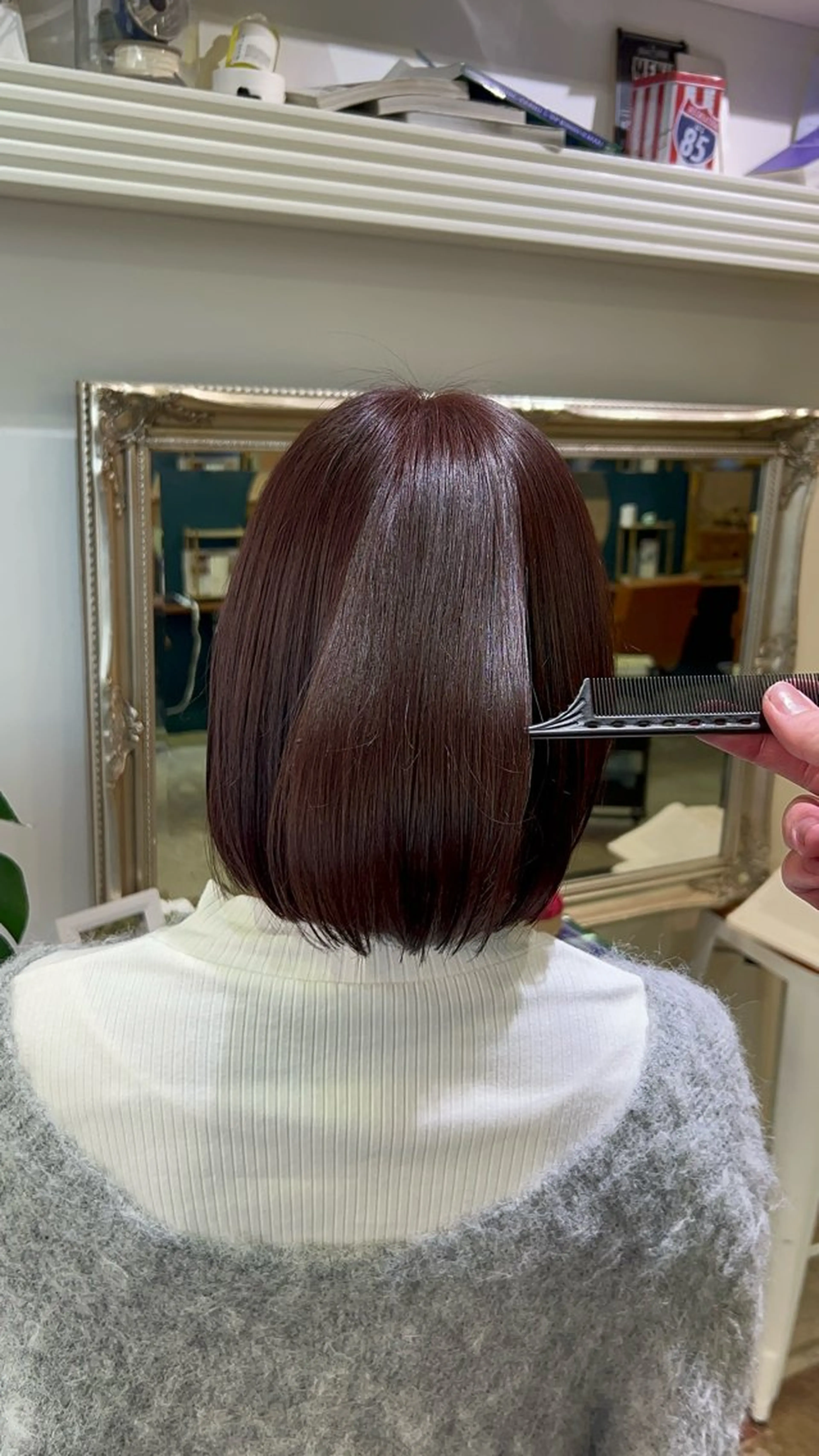 ショート カラー ブリーチ ブリーチなしカラー レッドカラー オカベ ショウマのヘアスタイル