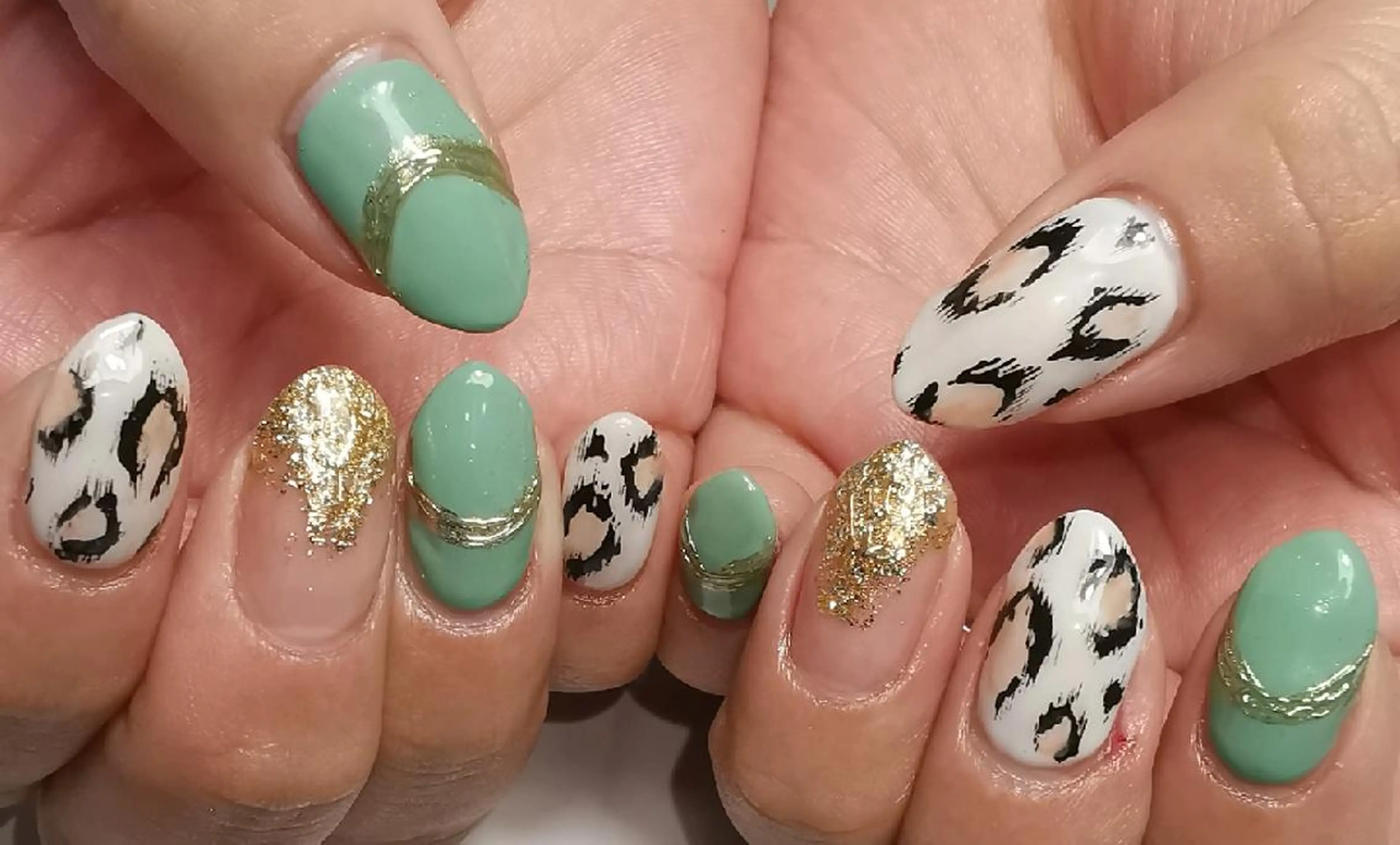 ネイル アニマル柄 reve あやののネイルデザイン