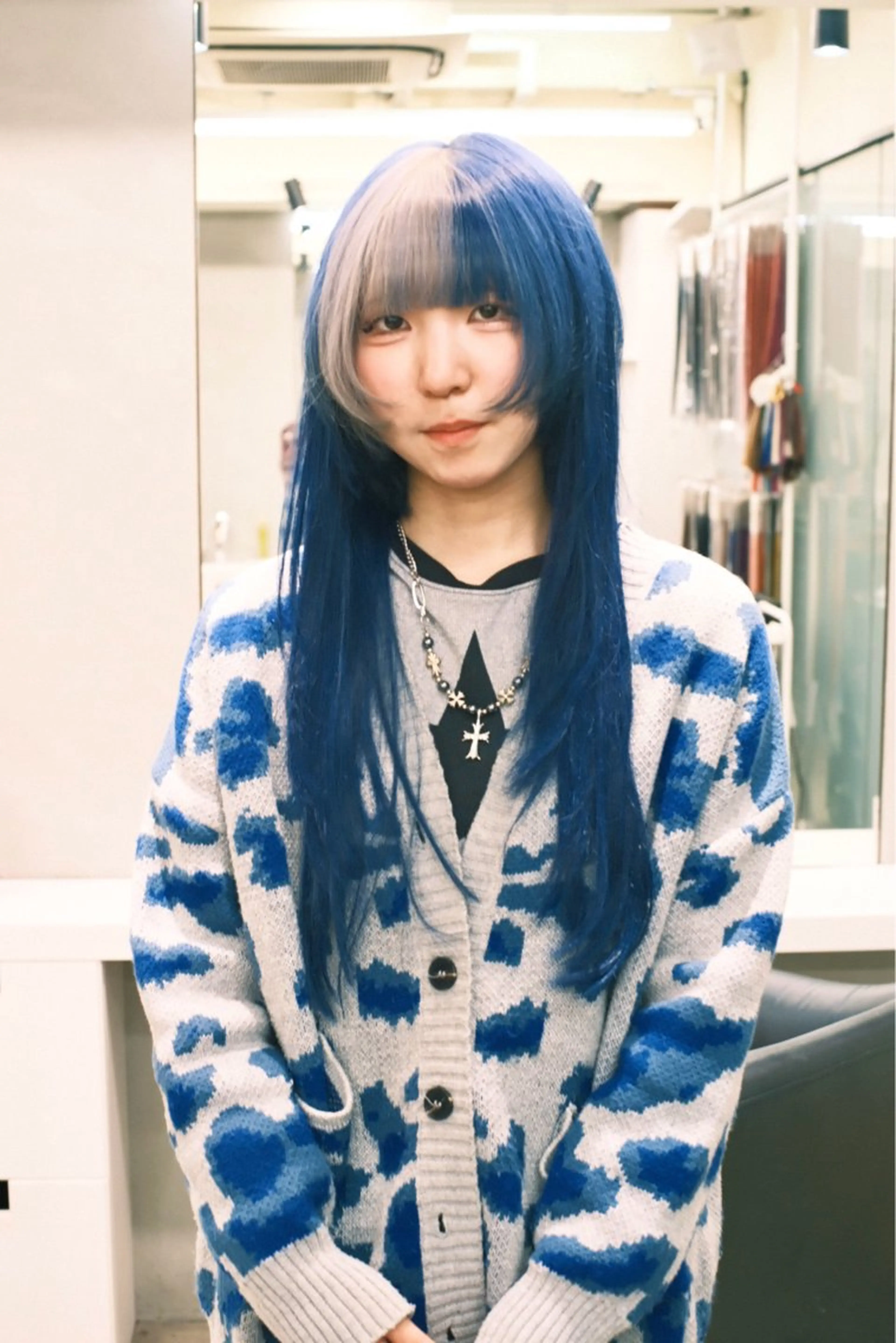 セミロング カラー ヘアアレンジ カット ヘアカラー エクステ 個性爆弾💣 ダブルカラー/ゆかのヘアスタイル