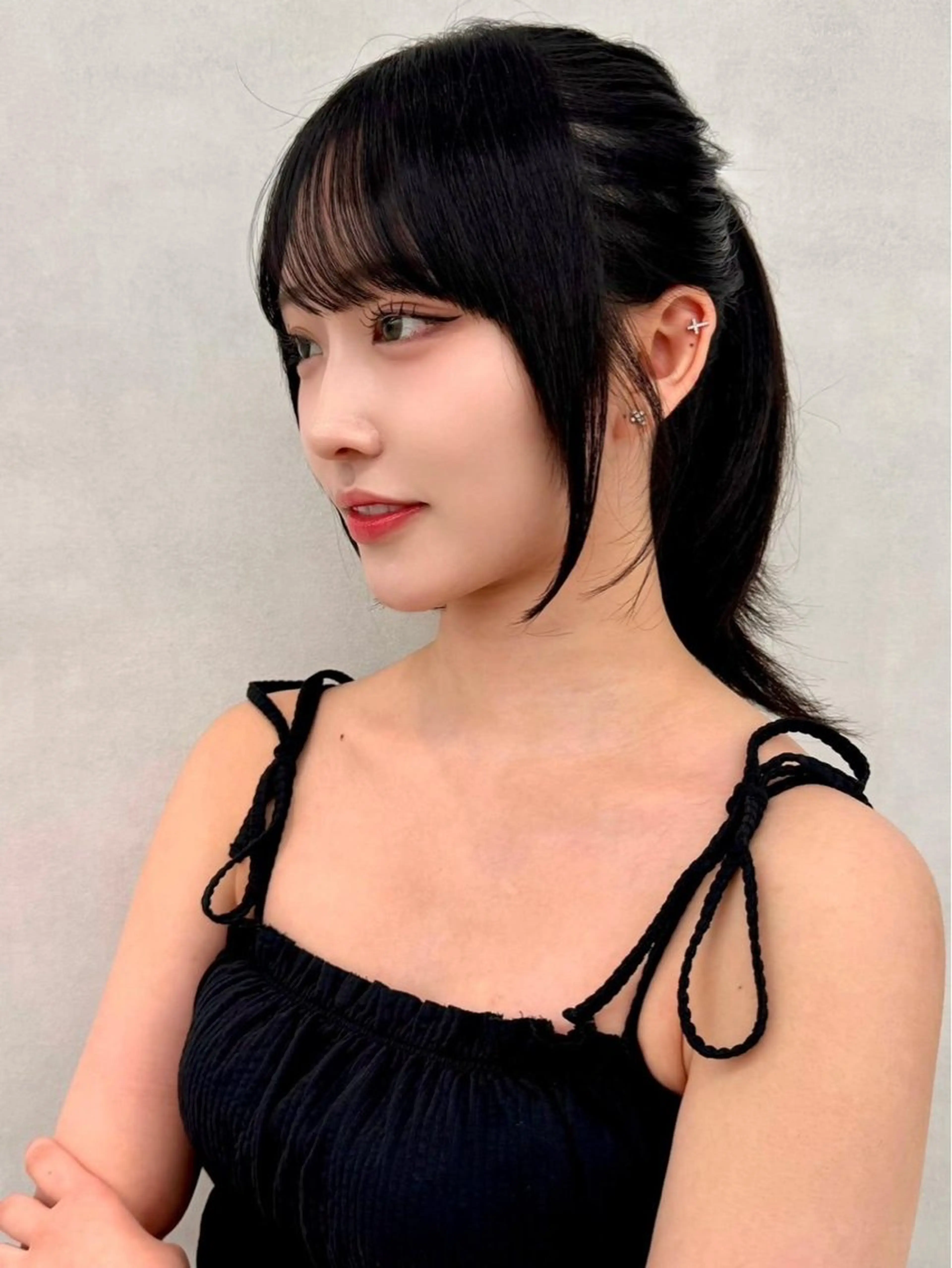 結んでもかわいい‎🤍"盛れる"前髪＋顔周りカット‎🤍 #韓国#韓国レイヤー#顔周りレイヤー#シースルーバングの写真