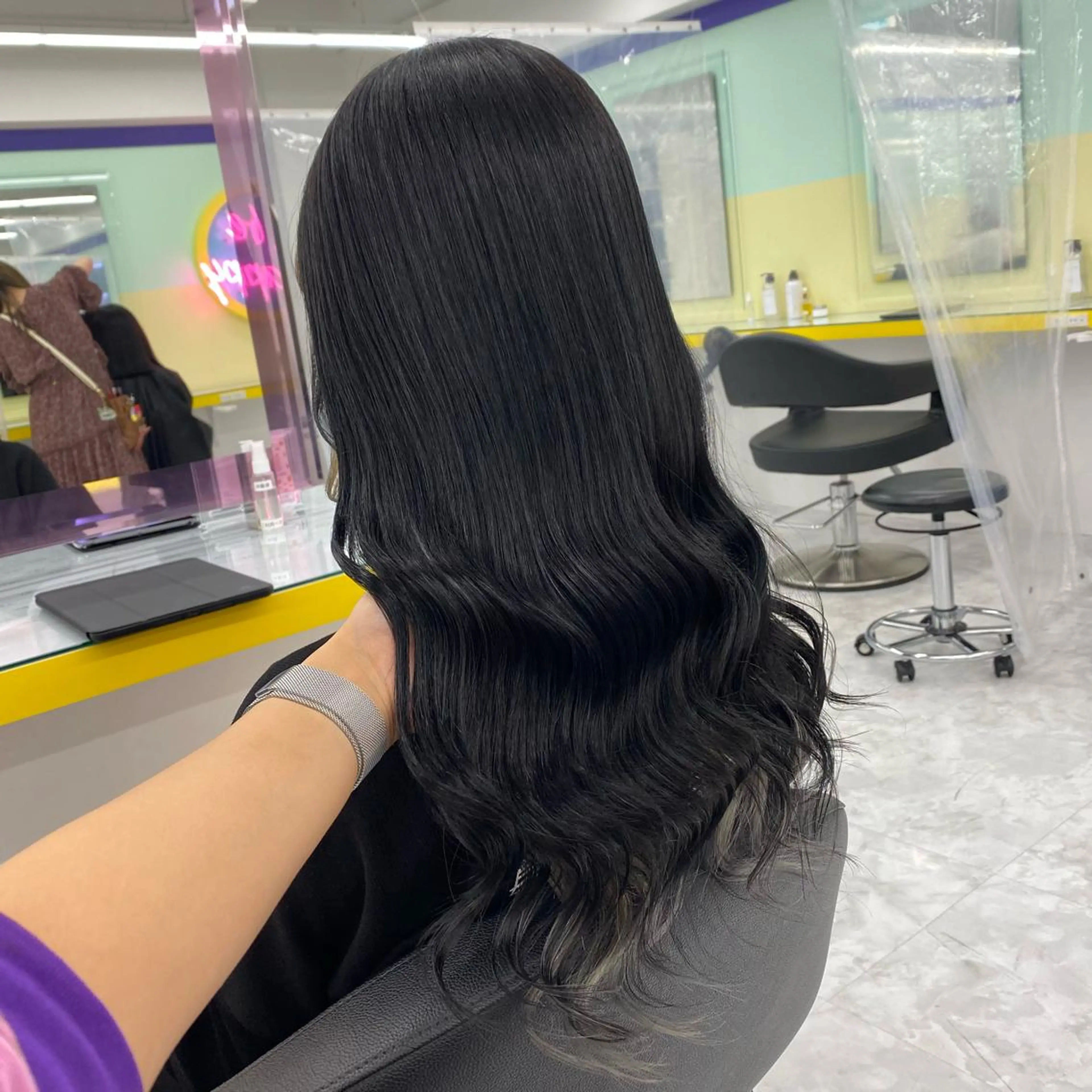 セミロング カラー ヘアアレンジ ヘアカラー mai🍑暖色カラー /レイヤー💖のヘアスタイル