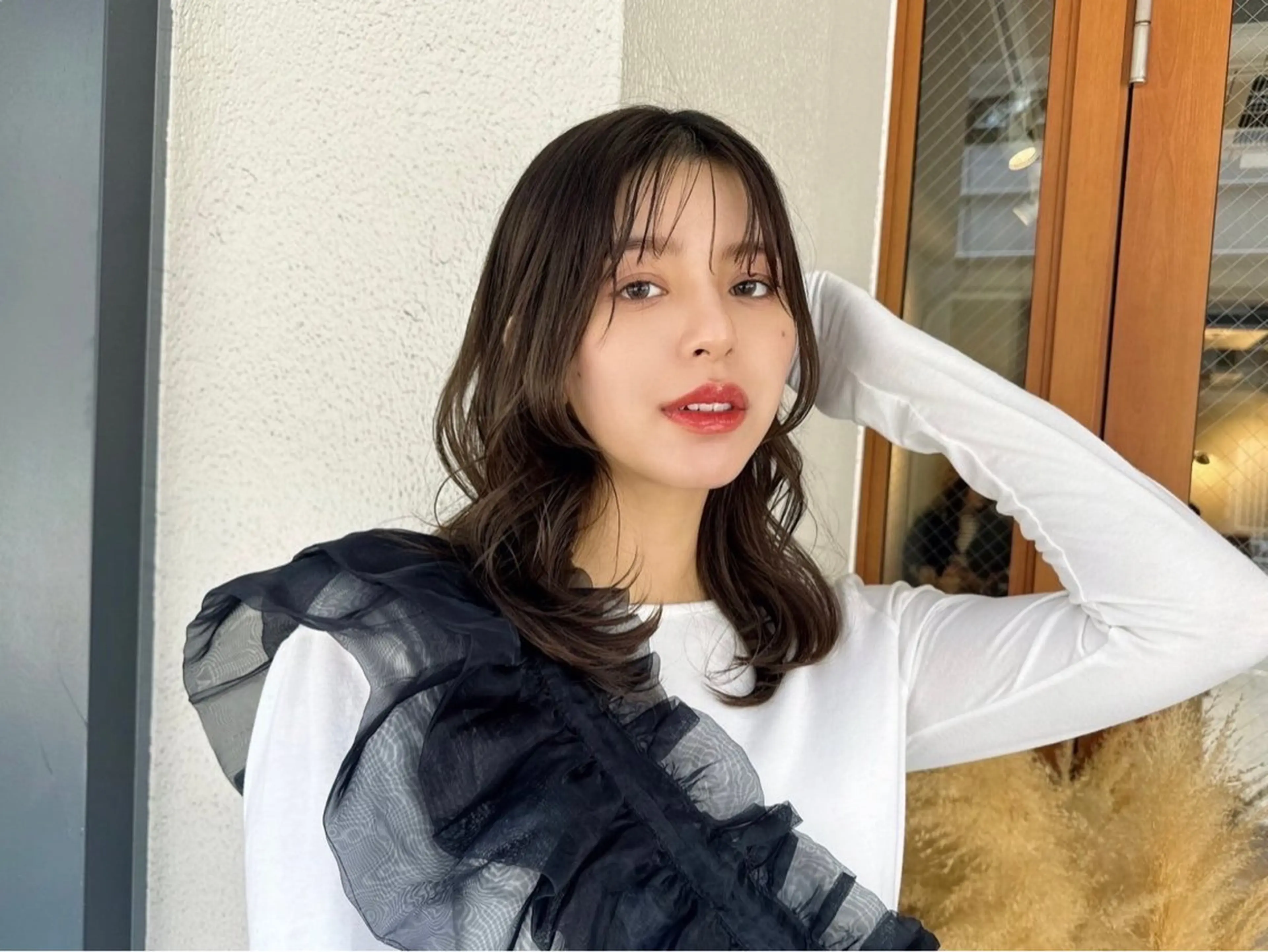 ミディアム カラー 岩下 実希のヘアスタイル