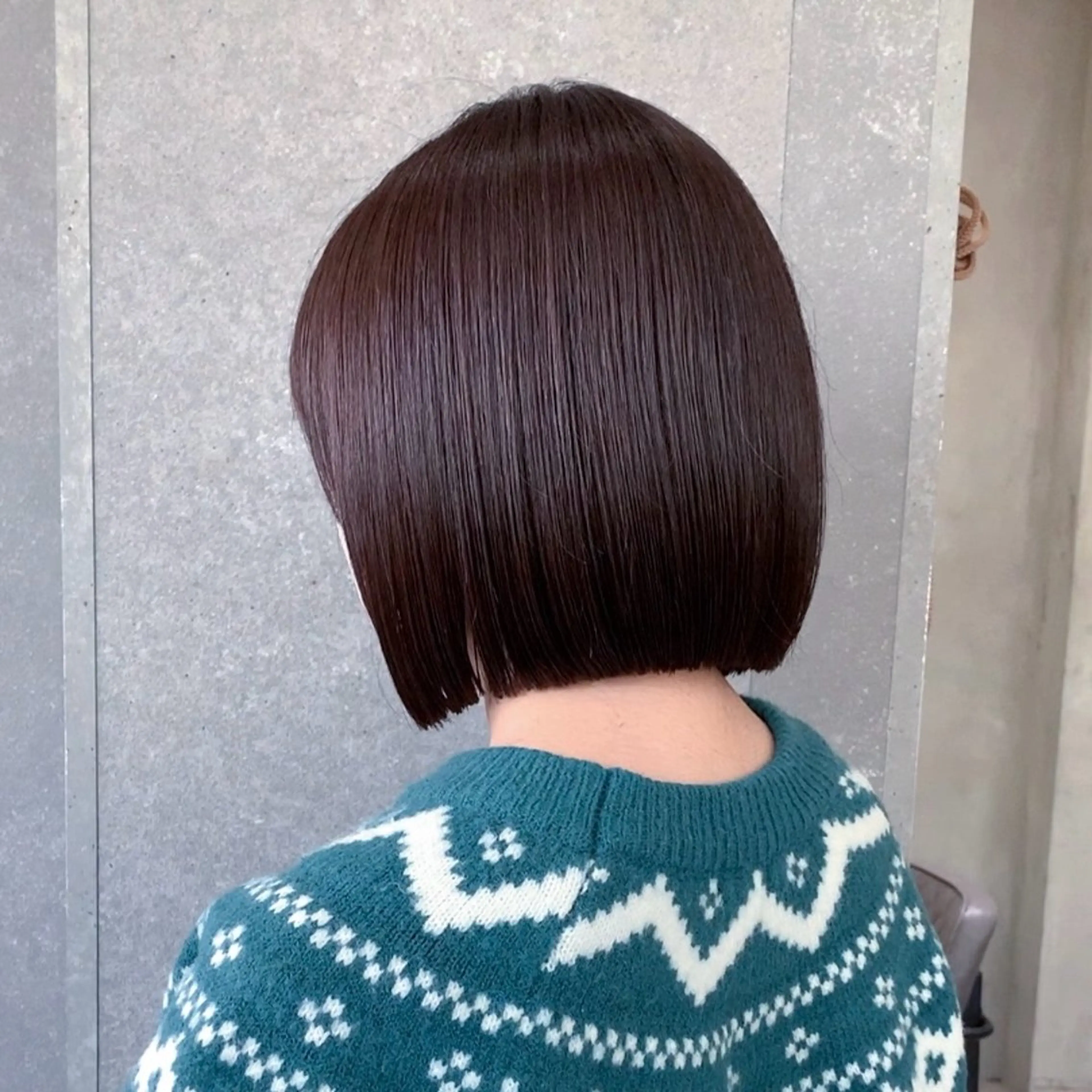 ショート 切りっぱなしボブ 前下がりボブ ショートボブ ボブ 顔周りカット カット 縮毛矯正 トリートメント 伊 杏のヘアスタイル