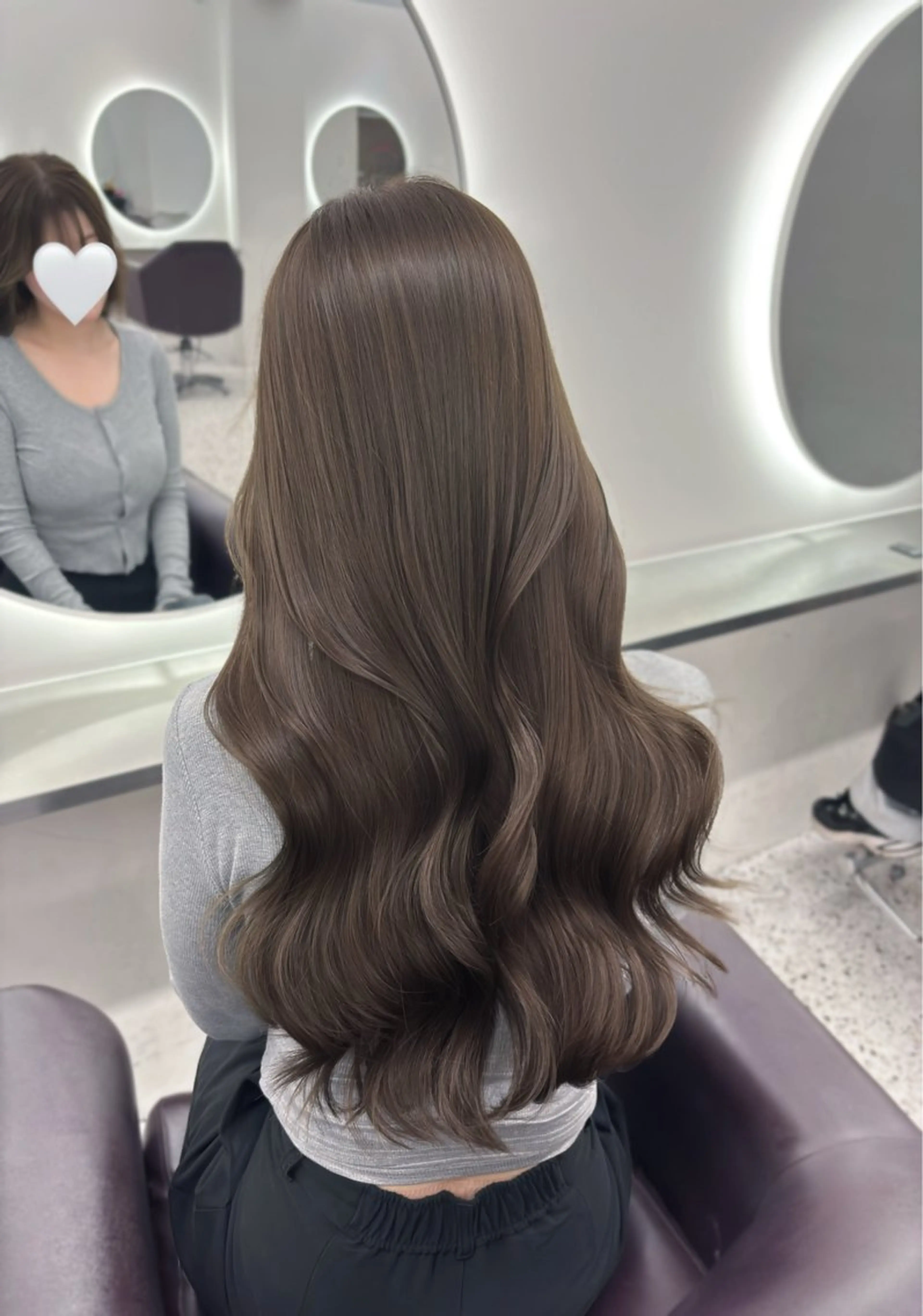 ロング カラー パーマ ヘアアレンジ ベージュカラー オリーブベージュ レイヤーカット カット ヘアカラー トリートメント 🌸グレージュ/ ベージュ🌸yutaのヘアスタイル