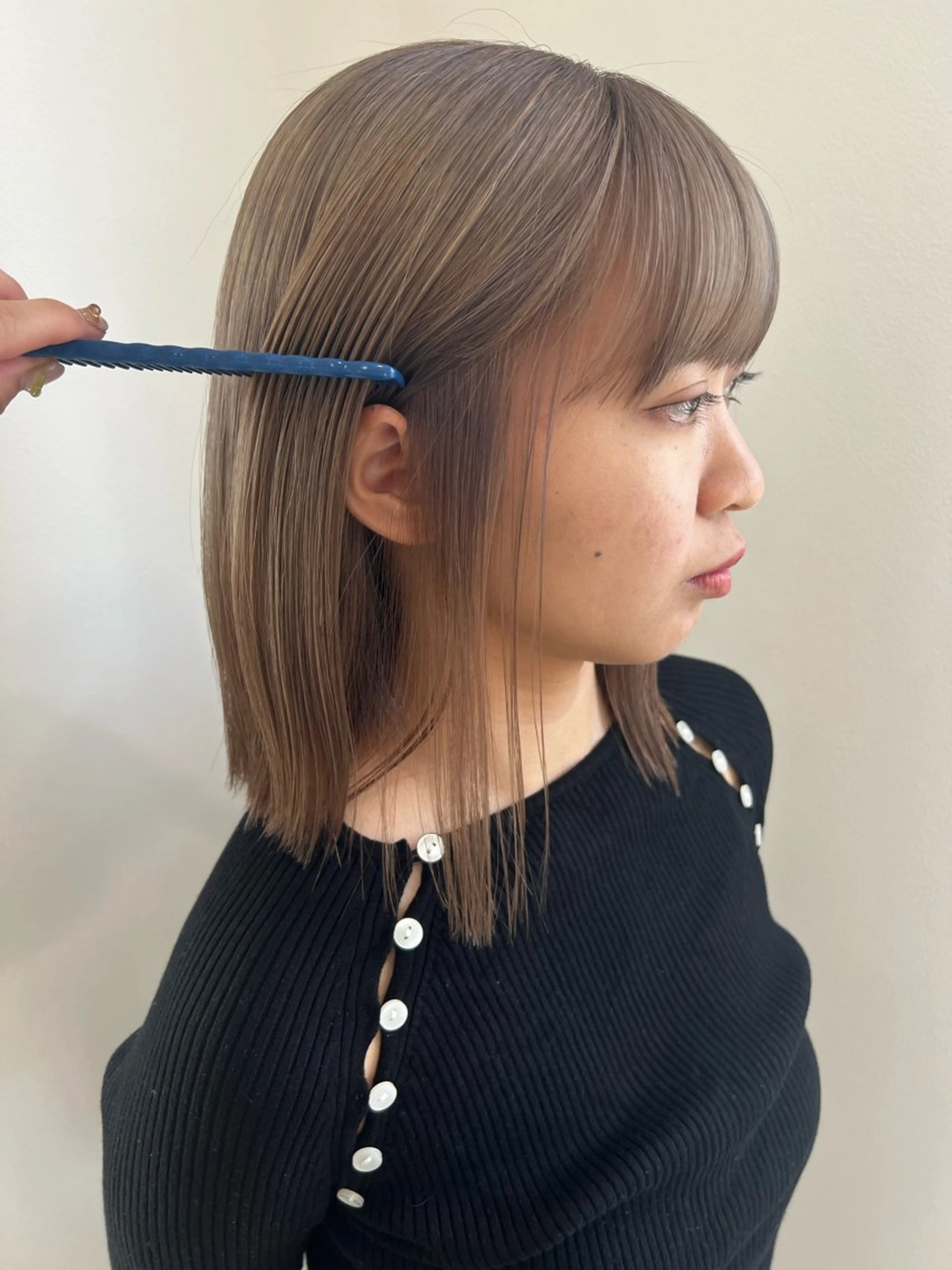 ミディアム カラー 🌝ぷる艶ハイトーン 柔らかヘア🍅まあやのヘアスタイル