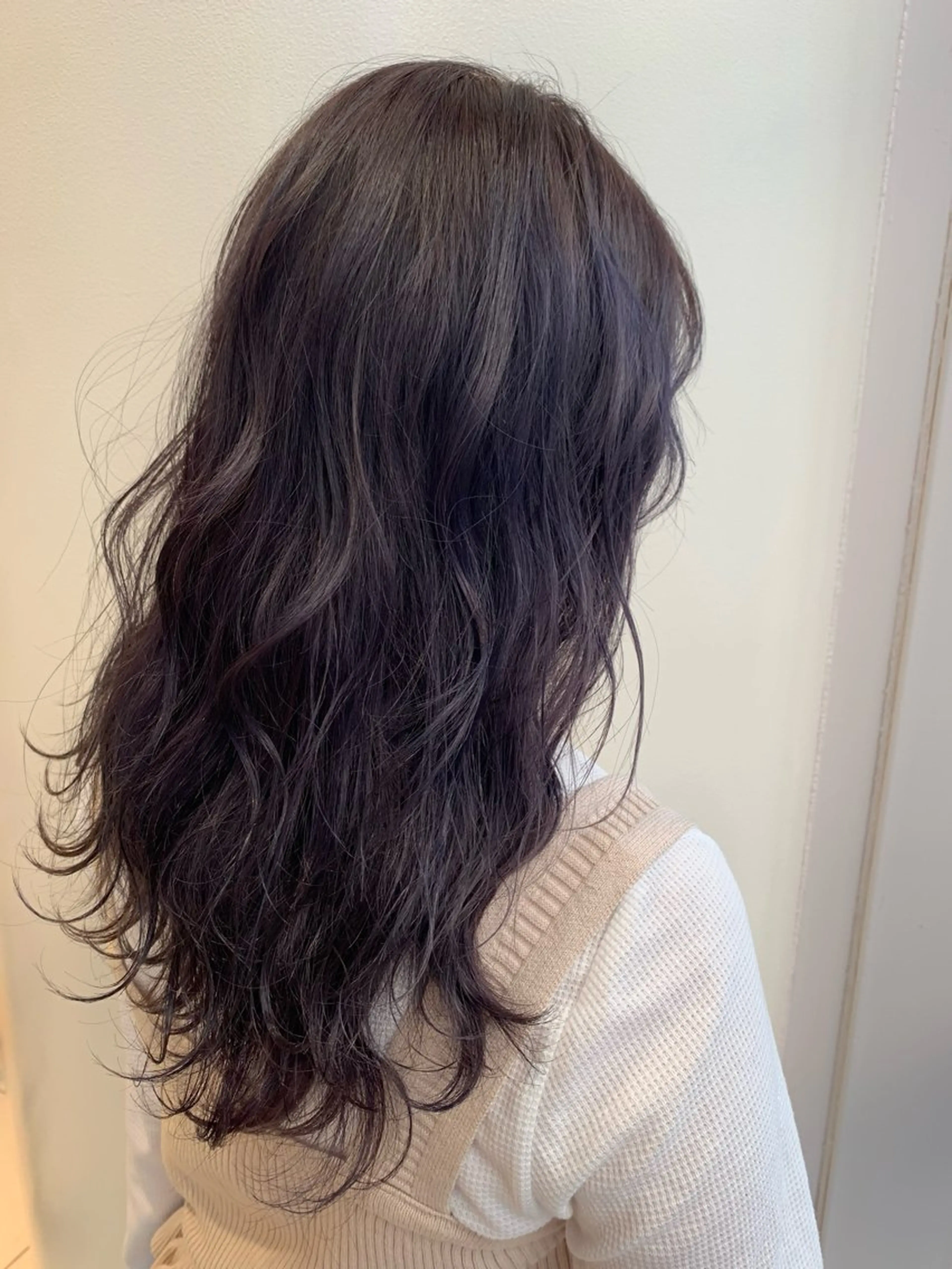 ロング カラー 栞南🌼/艶カラー/ 髪質改善/ナチュラルのヘアスタイル