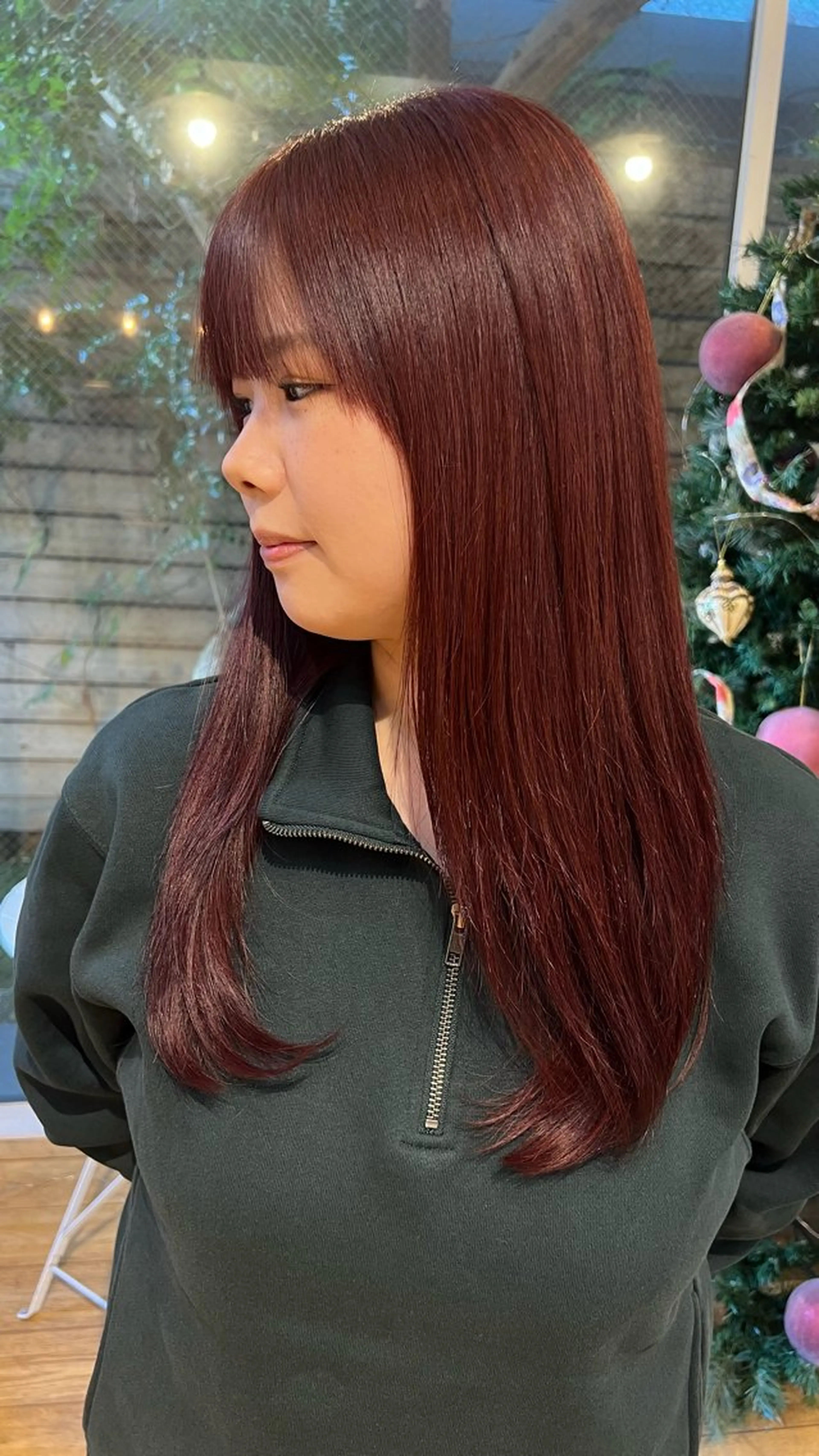 ミディアム カラー ヘアカラー トリートメント ミディアムレイヤー/ 艶カラー🎀 emiのヘアスタイル