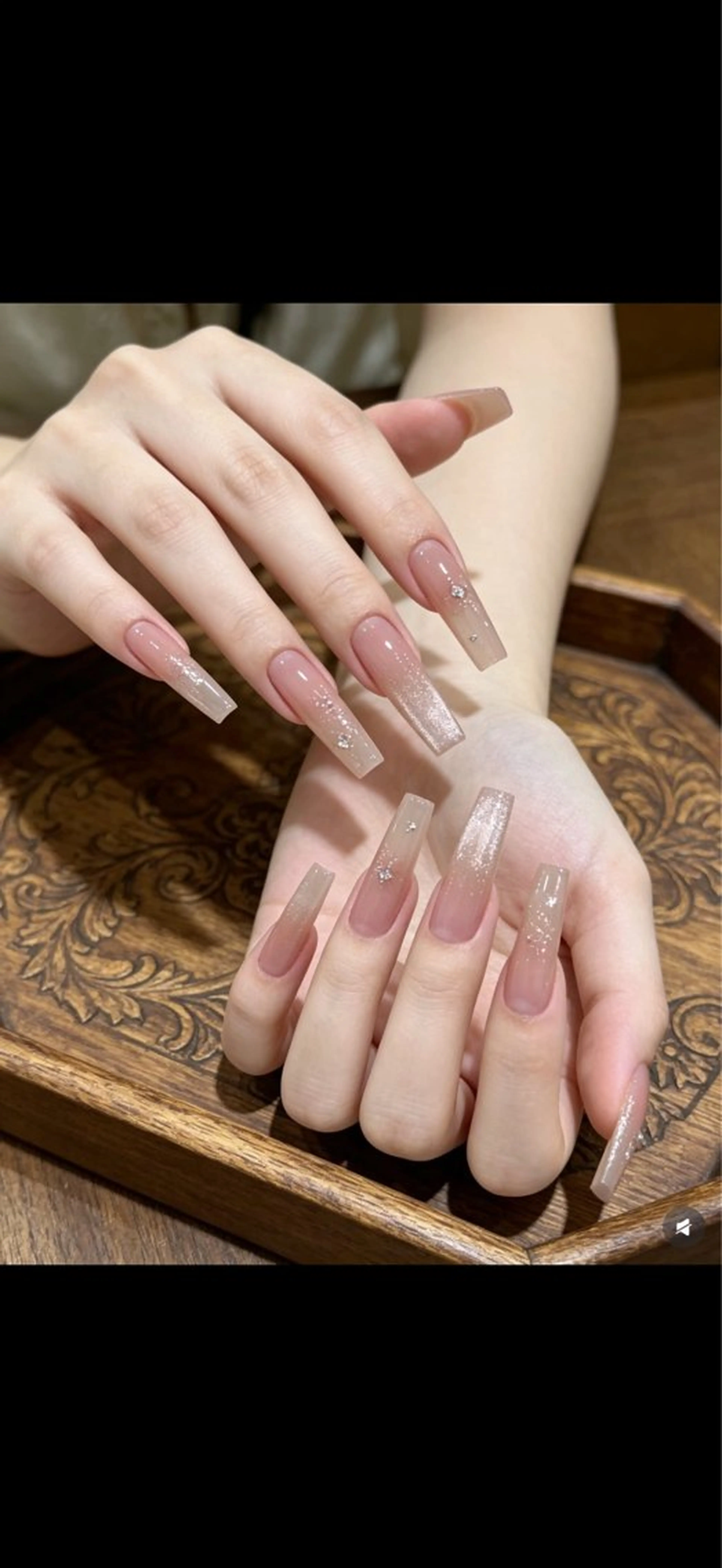 ネイル Sunny nail メナのネイルデザイン