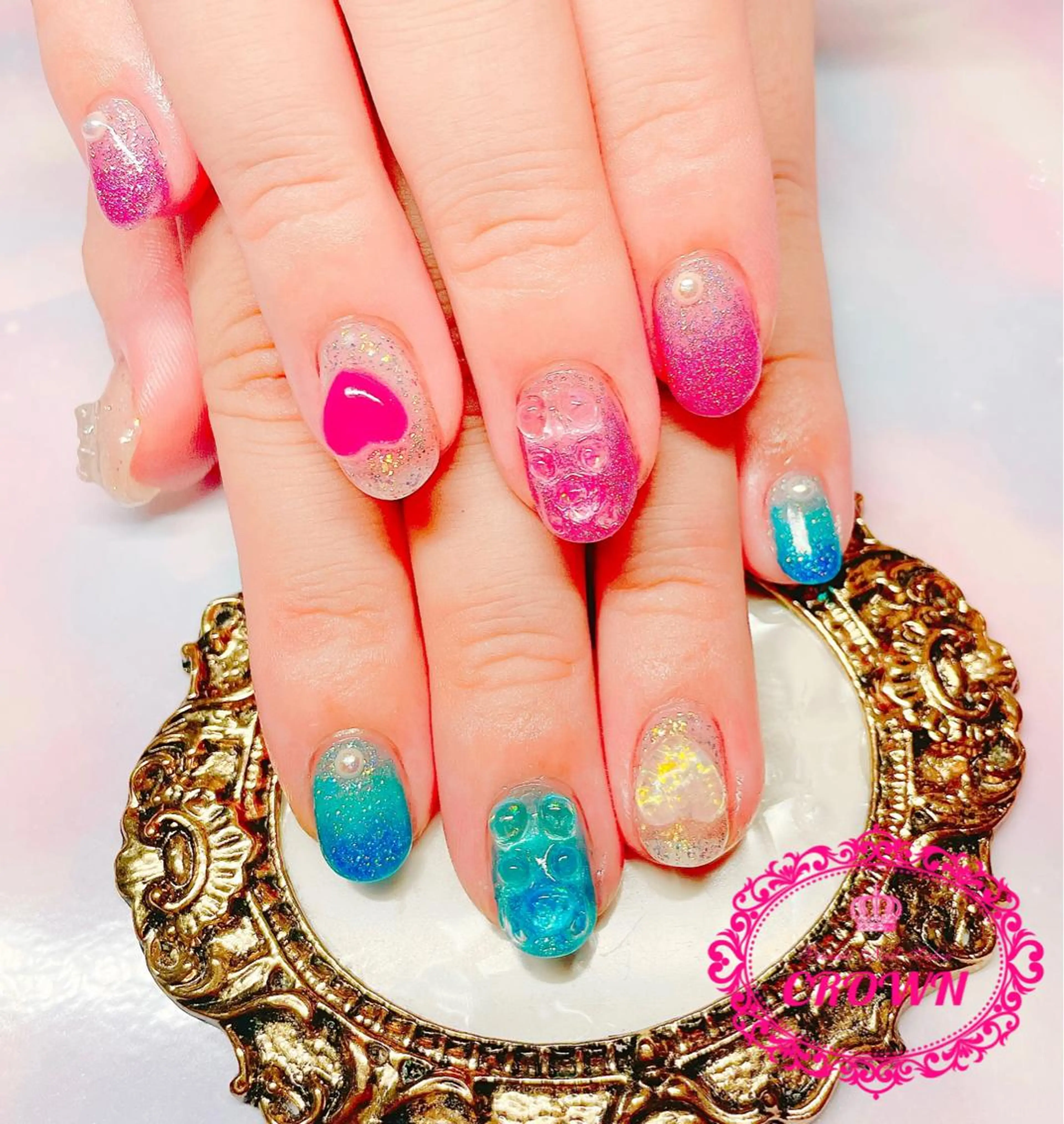 ネイル ハンドネイル CROWN プライベートサロンのネイルデザイン