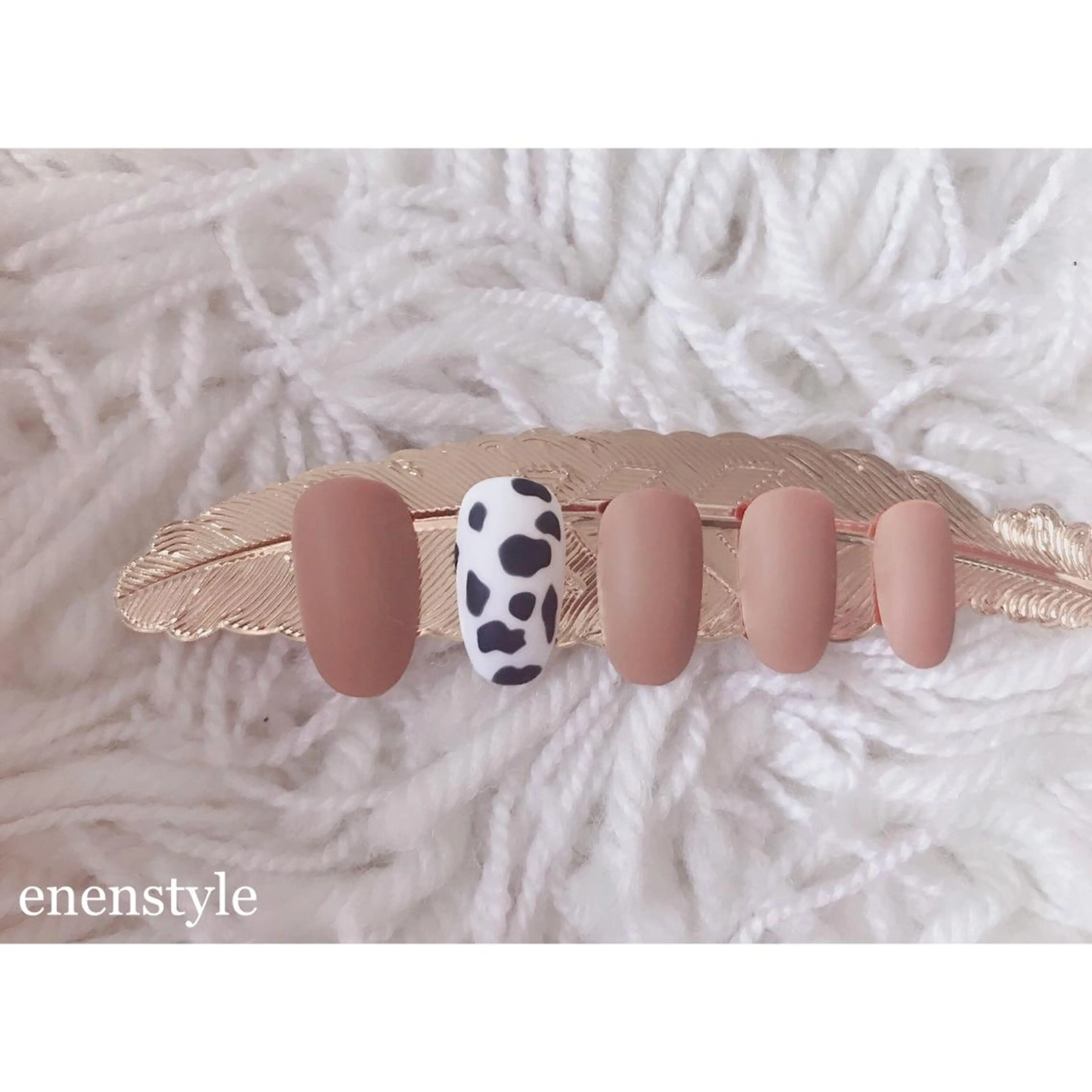 ショート ネイル マットネイル シンプルネイル ハンドネイル 👑enen style👑のネイルデザイン