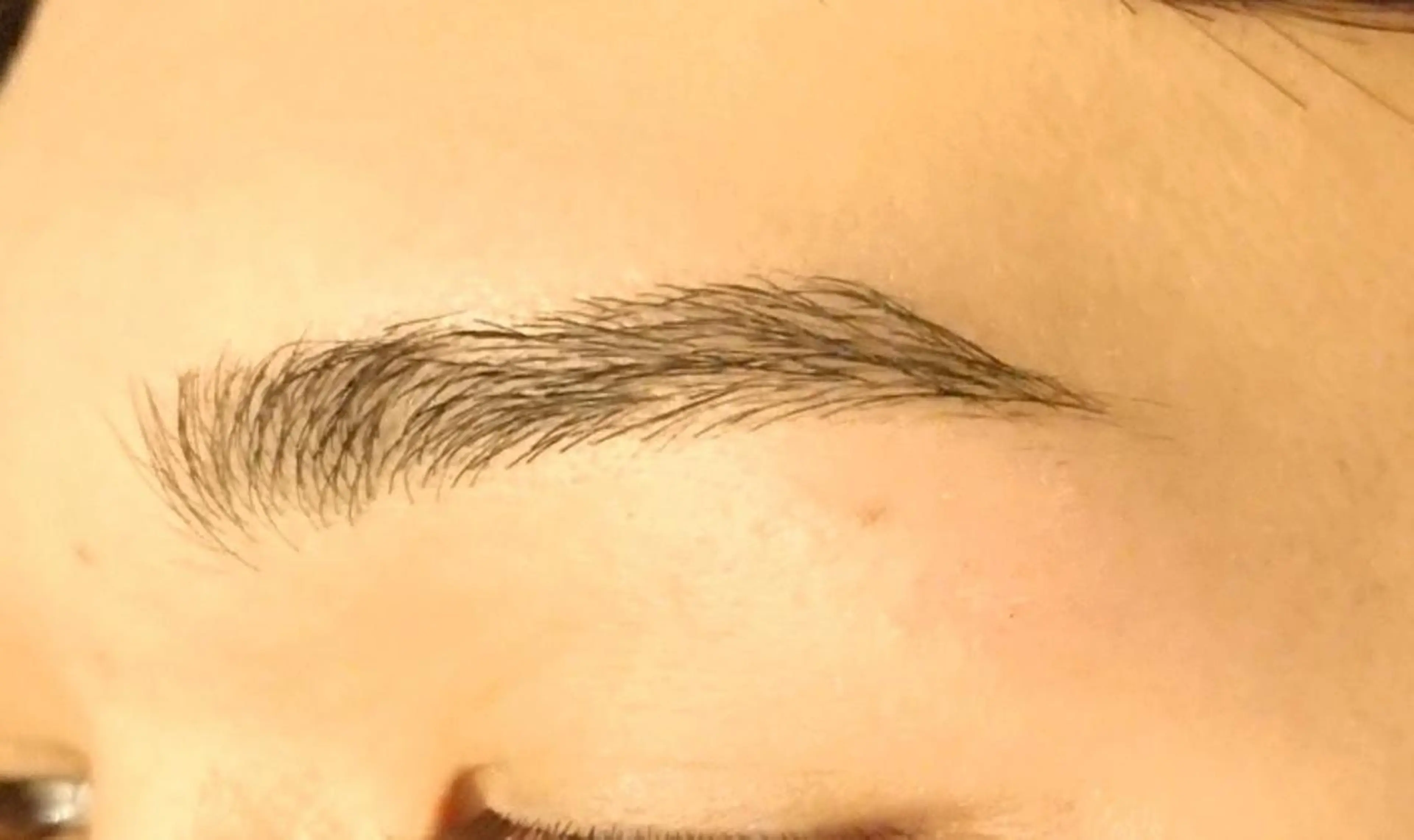 メンズ マツエク・マツパ ワックス脱毛 口コミ高評価🌠眉と まつ毛の専門MIKIのマツエク・マツパデザイン