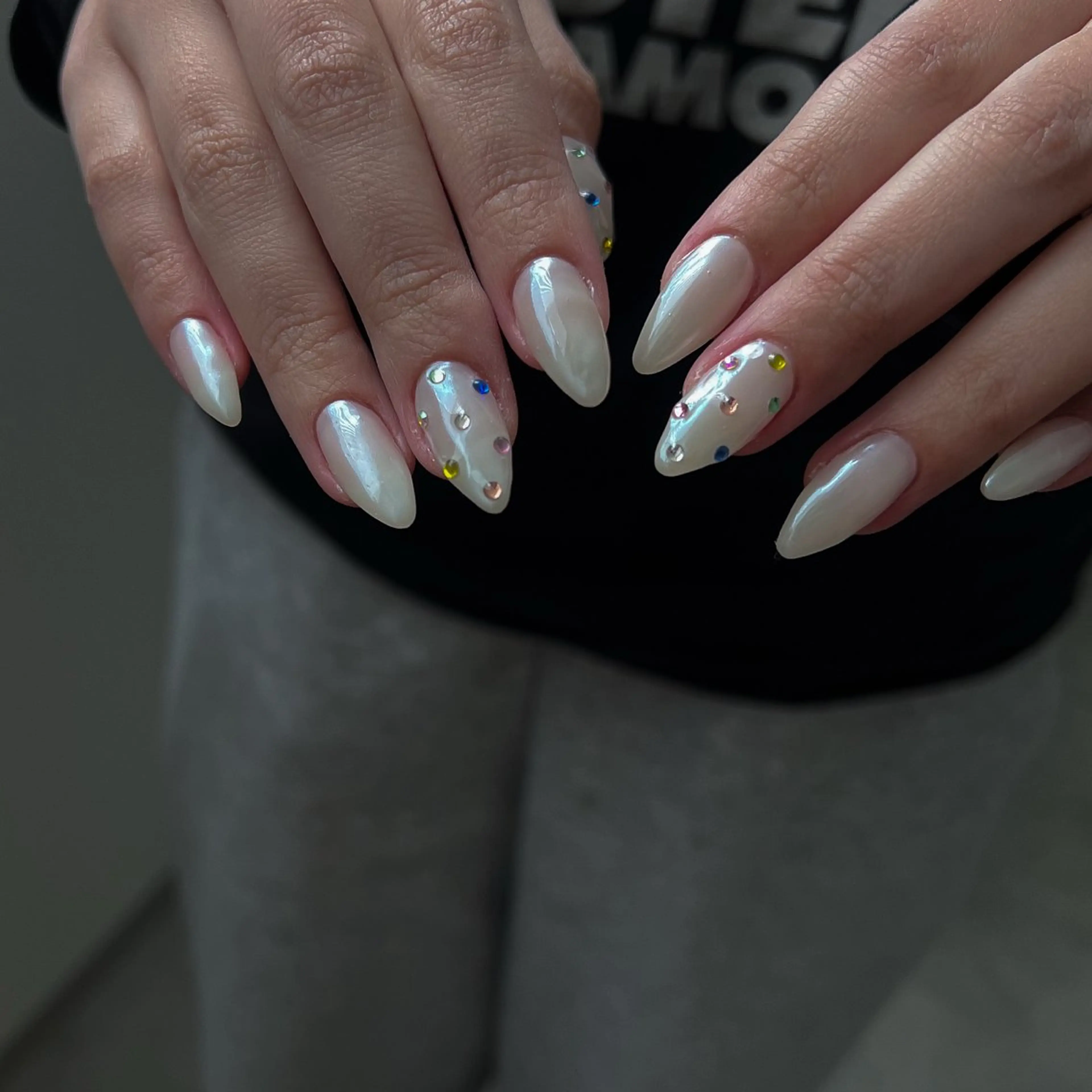 ネイル ハンドネイル nailsalon ULLのネイルデザイン