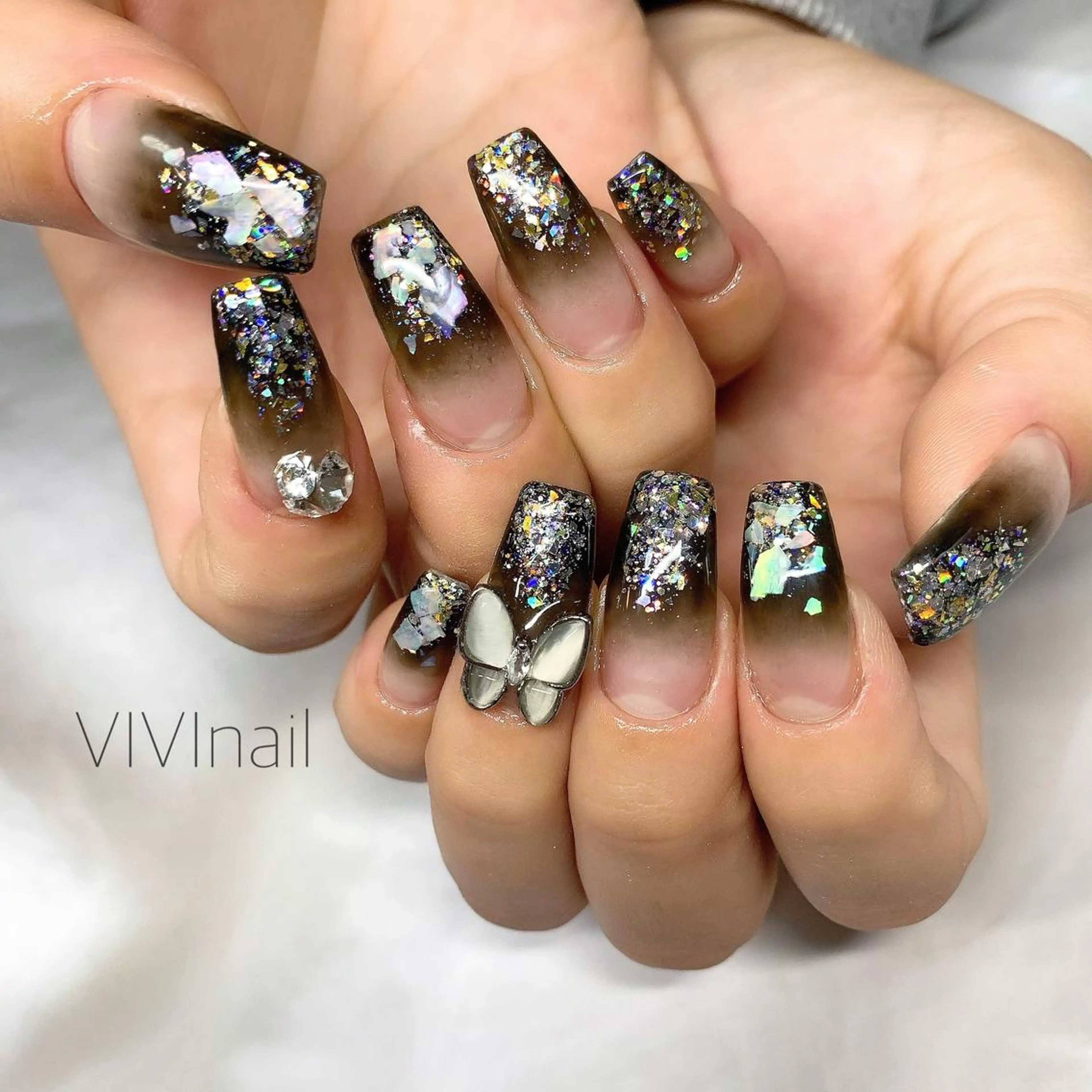 ネイル ネイルチップ ハンドネイル vivi nailのネイルデザイン