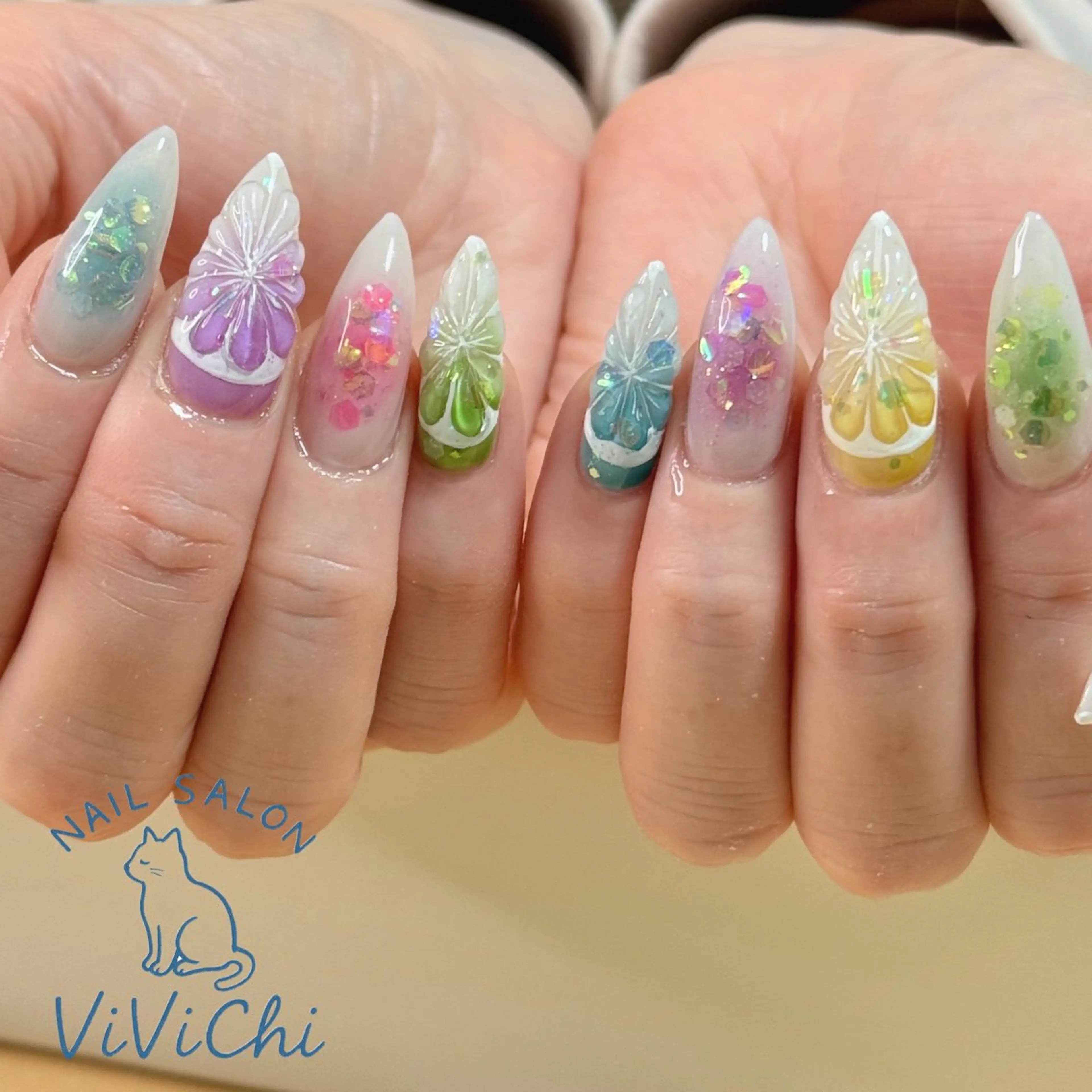 ネイル ハンドネイル ViViChi 梨帆のネイルデザイン