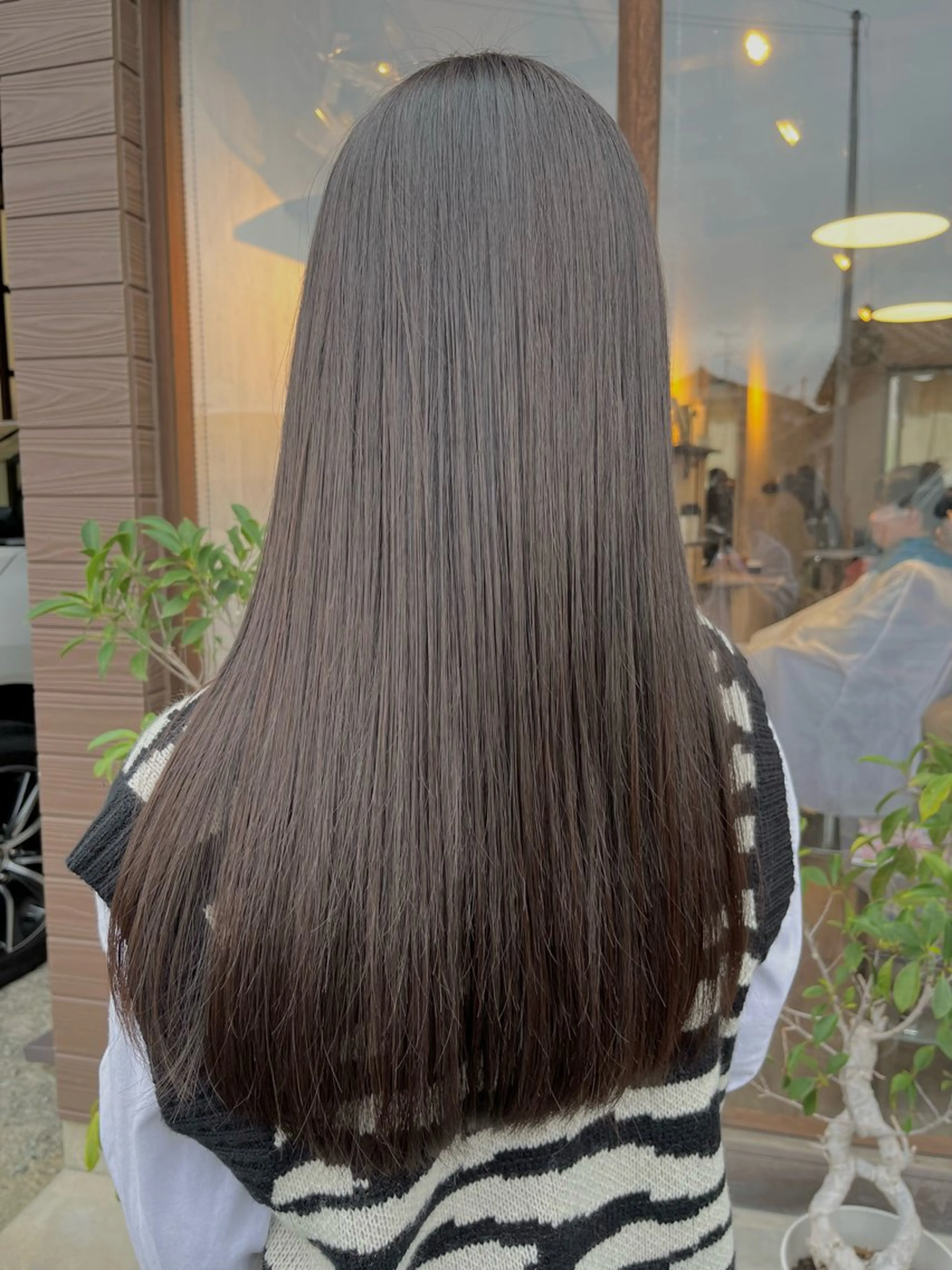 《半額期間限定》カット✂︎+縮毛矯正＋トリートメントの写真