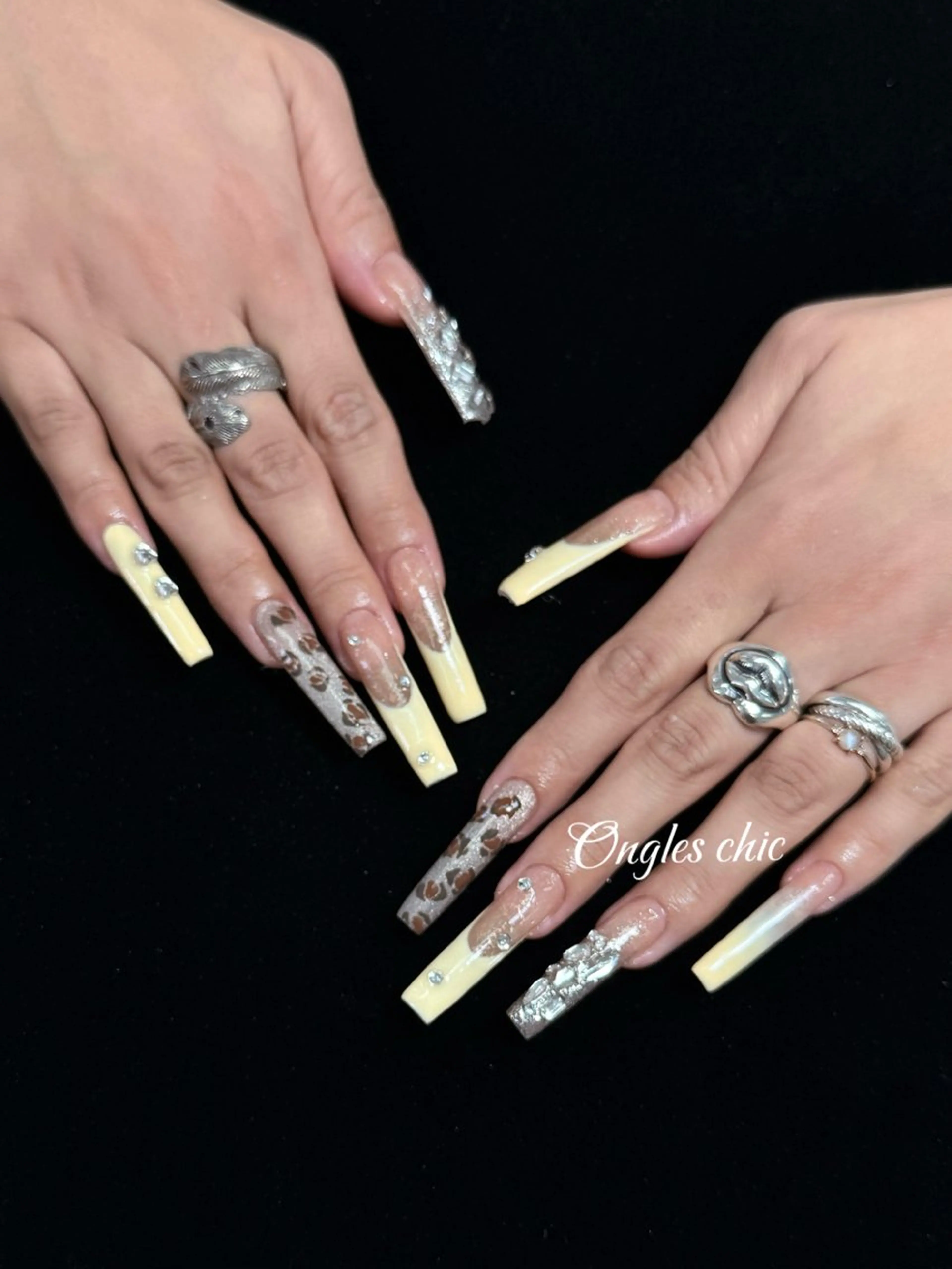 ネイル チークネイル 長さ出し フレンチネイル 氷ネイル・うるうるネイル 韓国ネイル ハンドネイル ongles chicのネイルデザイン