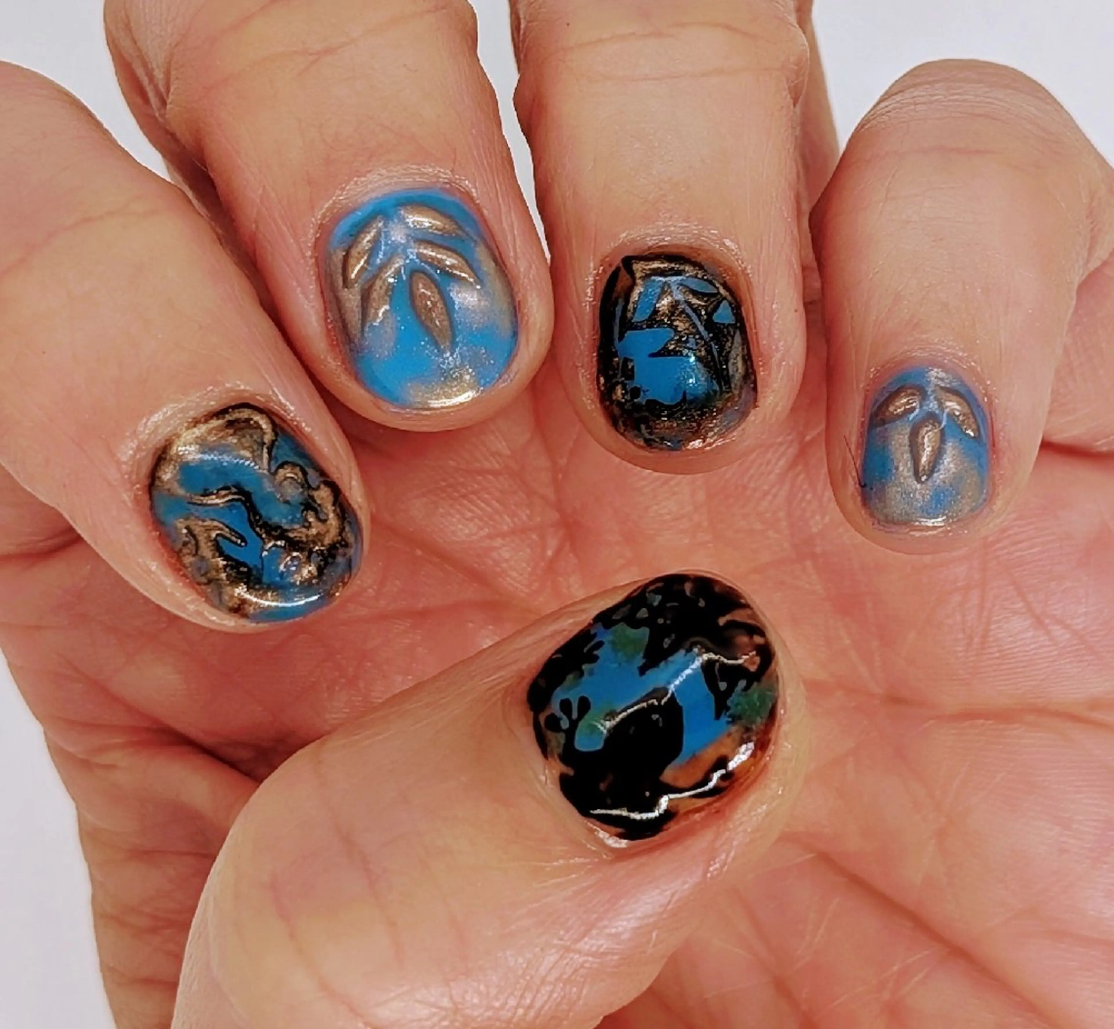 ネイル 千葉家蘭磨ネイル♣と タイ古式マッサージのネイルデザイン