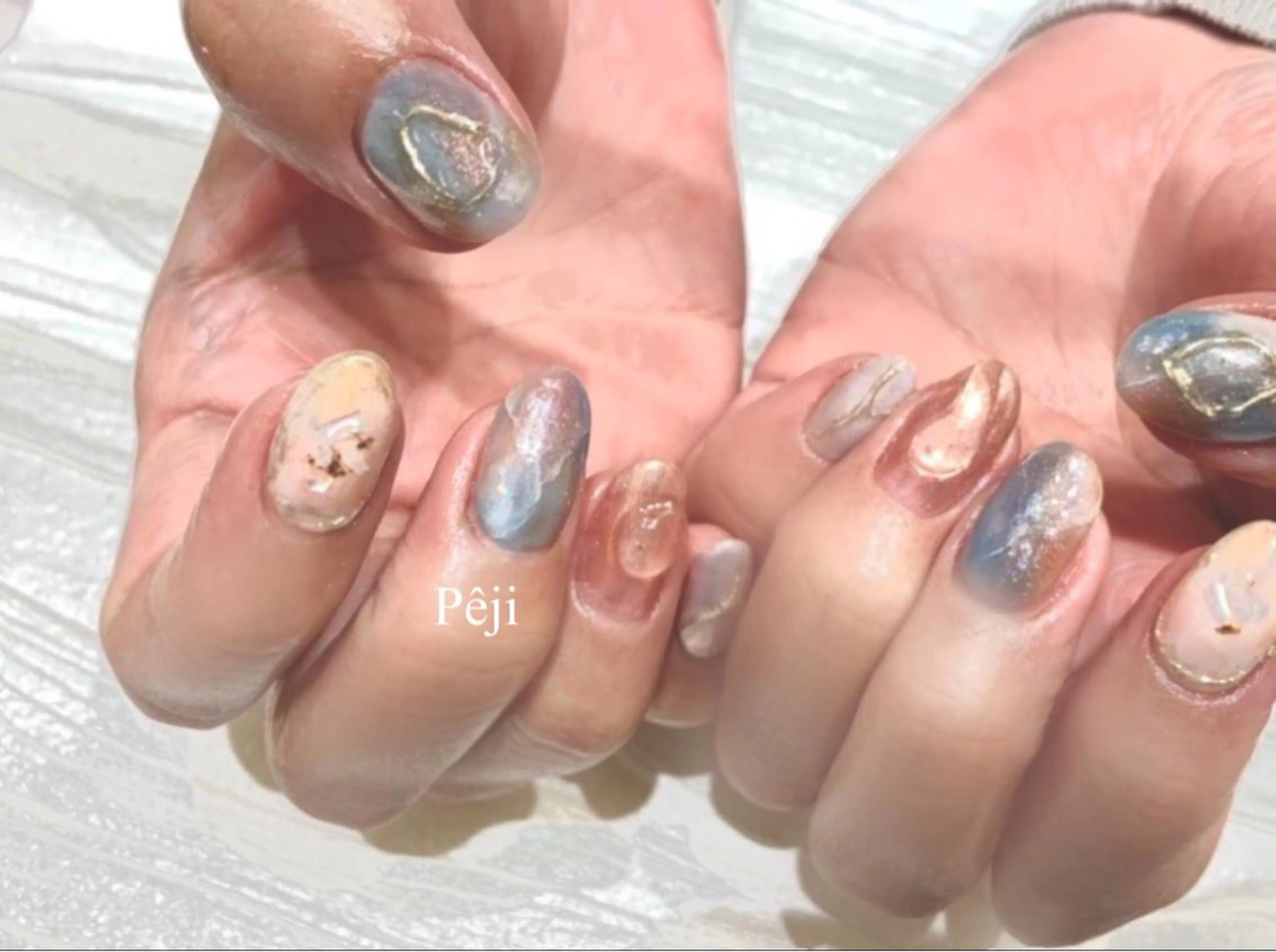 ミディアム m kaori𓃟のネイルデザイン