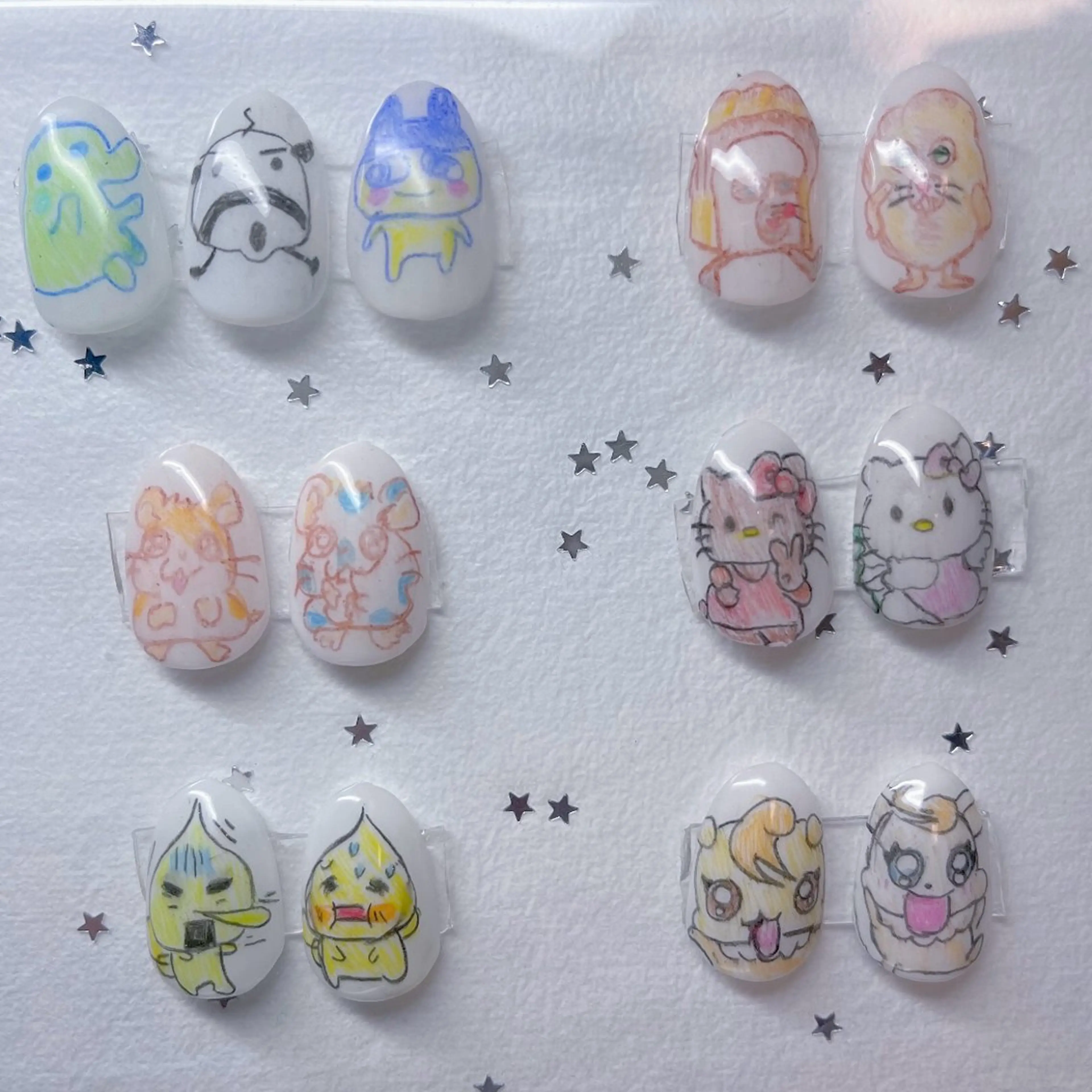 オフ🈚️    色鉛筆落書きネイル✏️🌈の写真