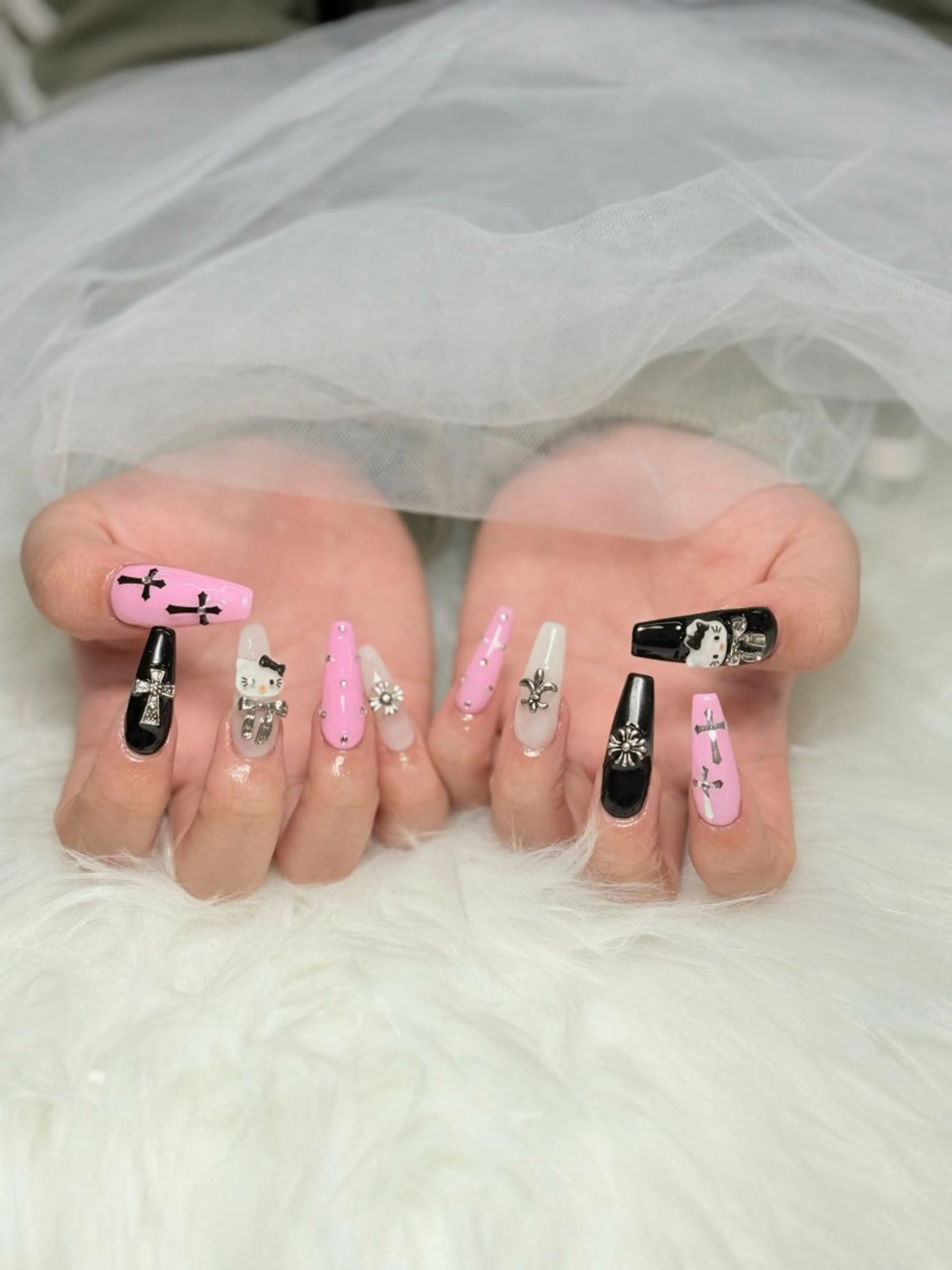 ネイル アートネイル チークネイル フラッシュネイル フットネイル フレンチネイル AURA NAIL🎀💅のネイルデザイン