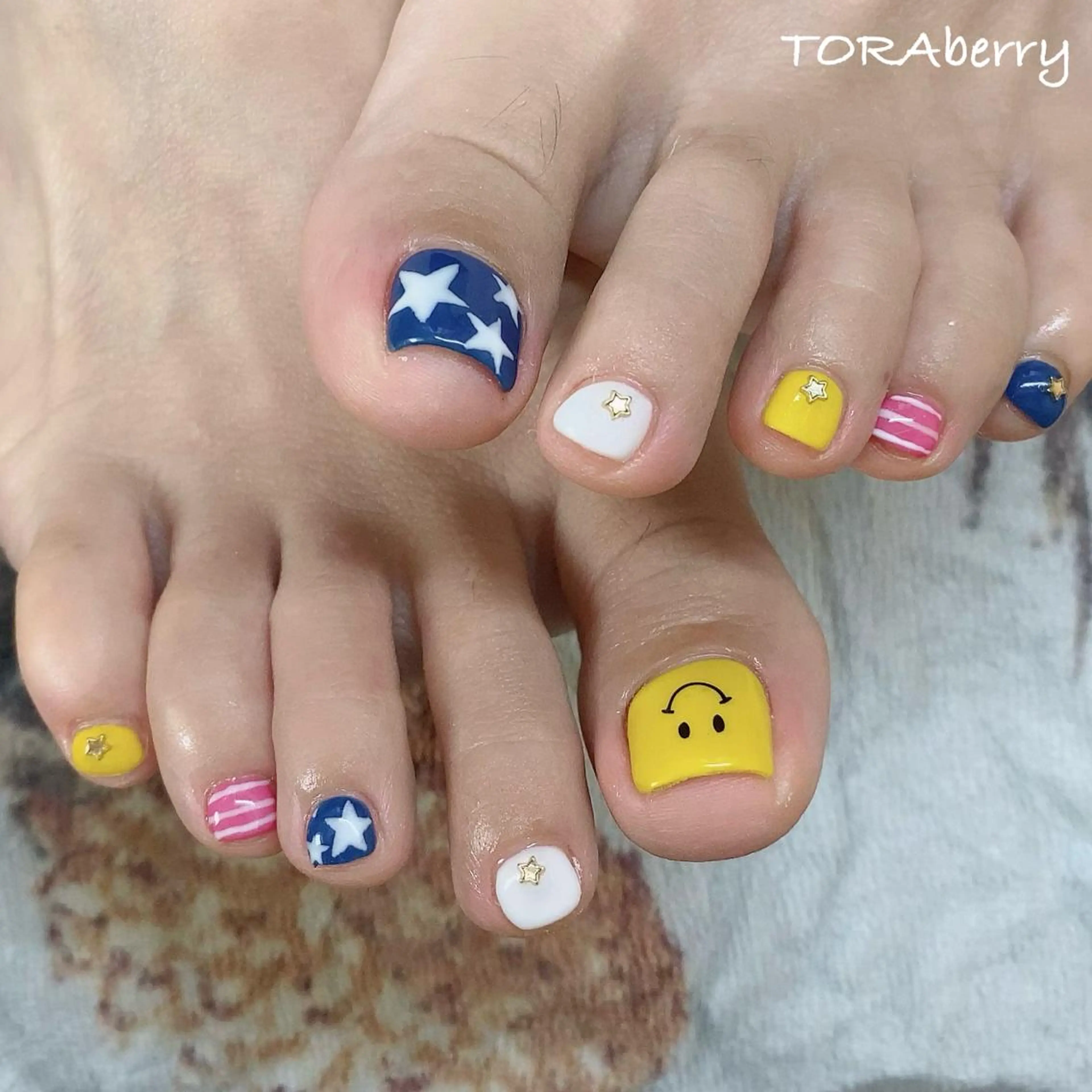 ネイル フットネイル ネイリスト なつみのネイルデザイン